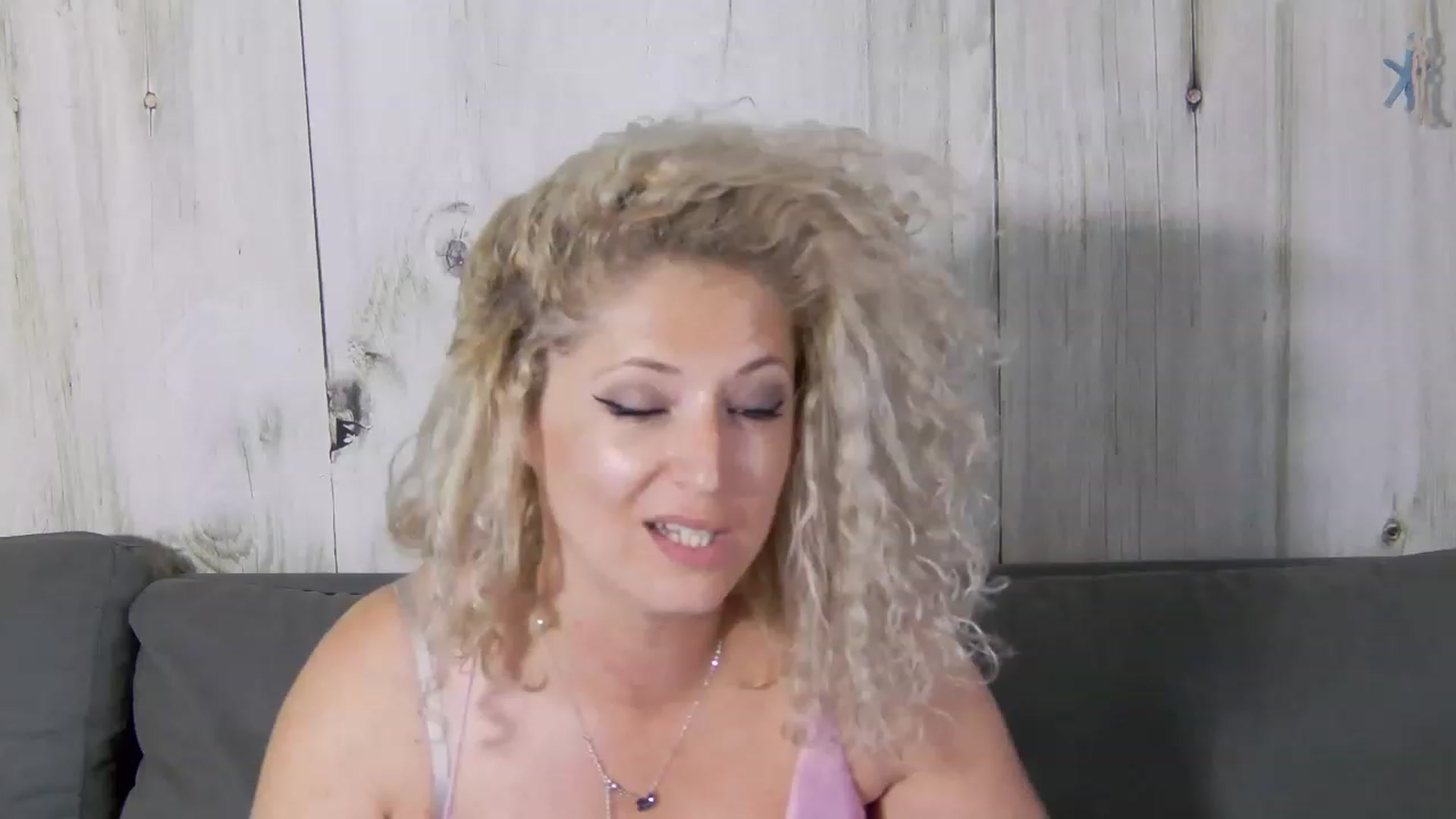 Gallery image thumbnail from SassyKate's myfreecams stream on, 07/15/2023, 13:02 image 3 of 20