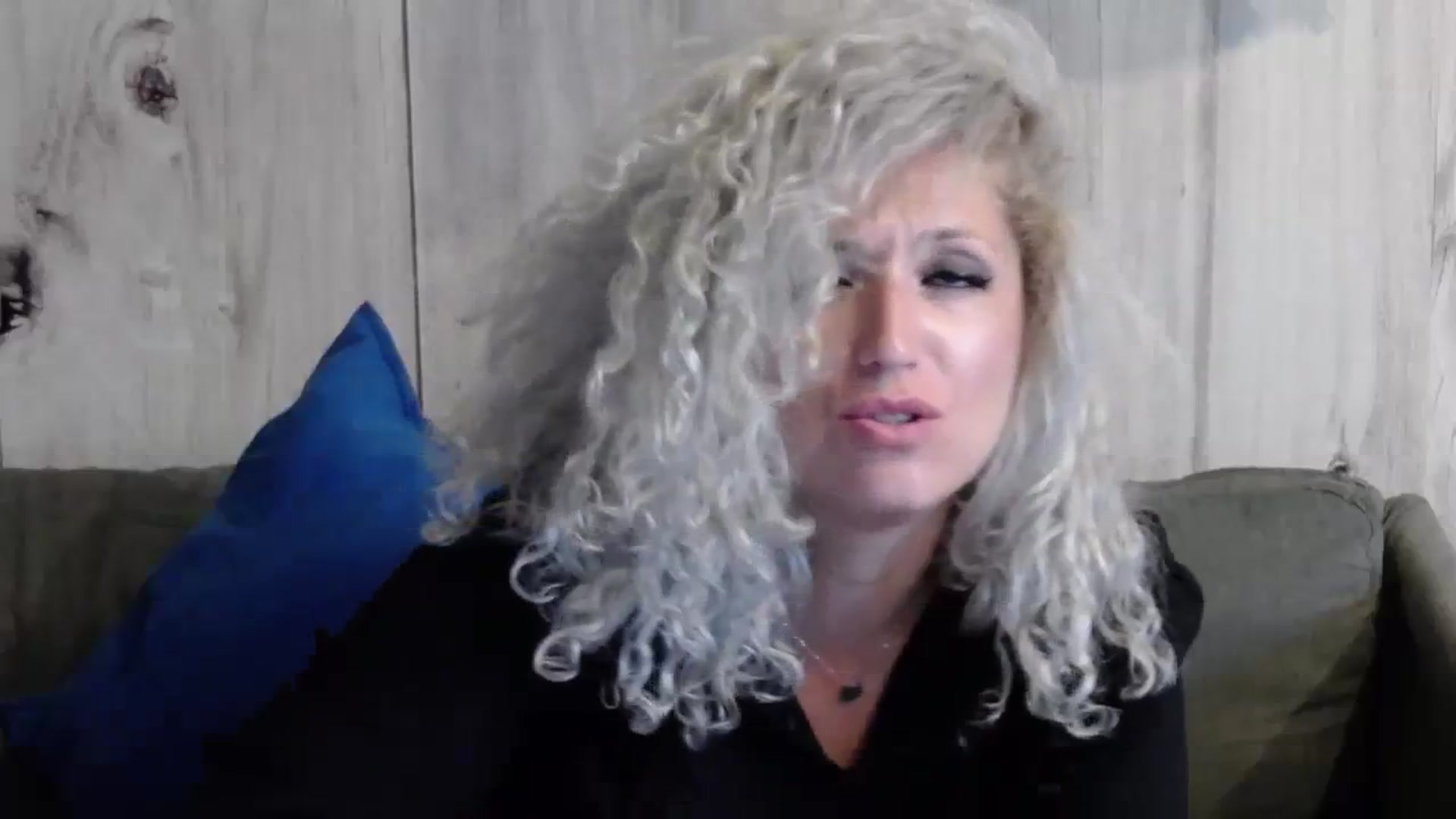 Gallery image thumbnail from SassyKate's myfreecams stream on, 08/10/2023, 12:02 image 18 of 20