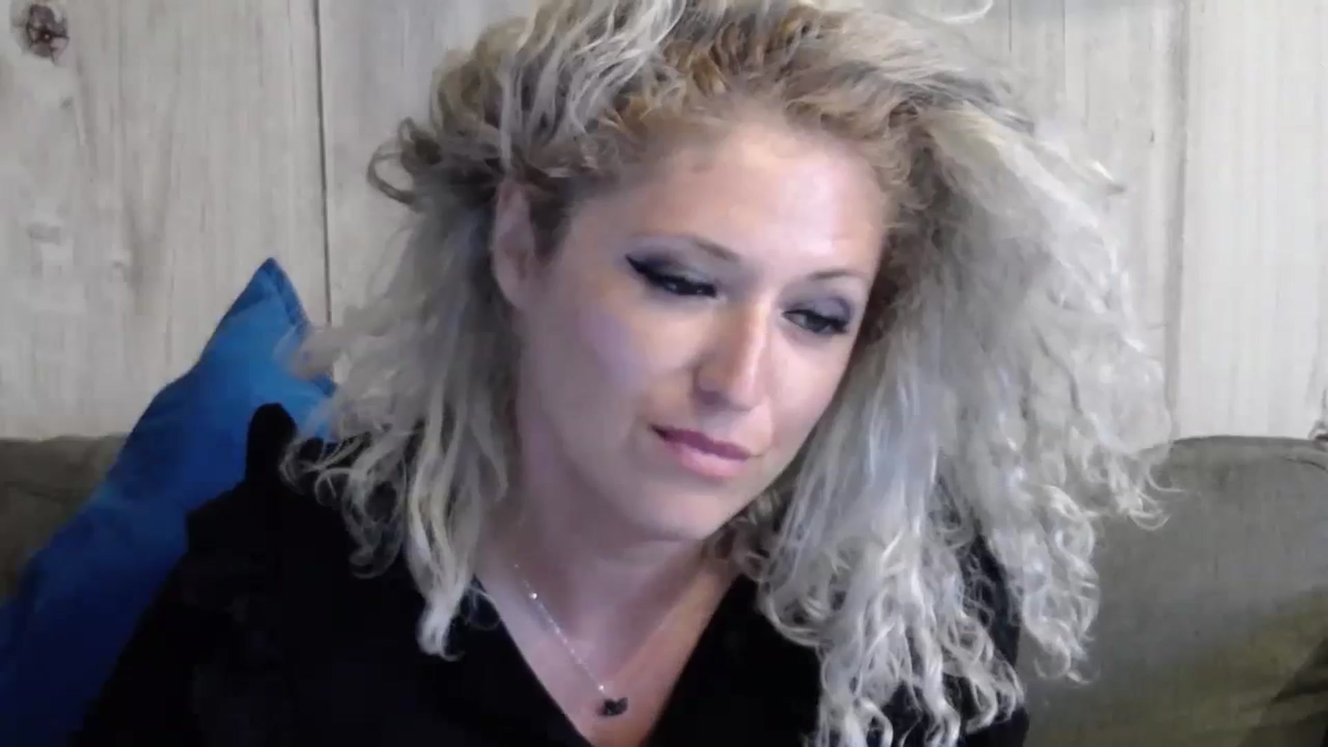 Gallery image thumbnail from SassyKate's myfreecams stream on, 08/10/2023, 12:02 image 20 of 20