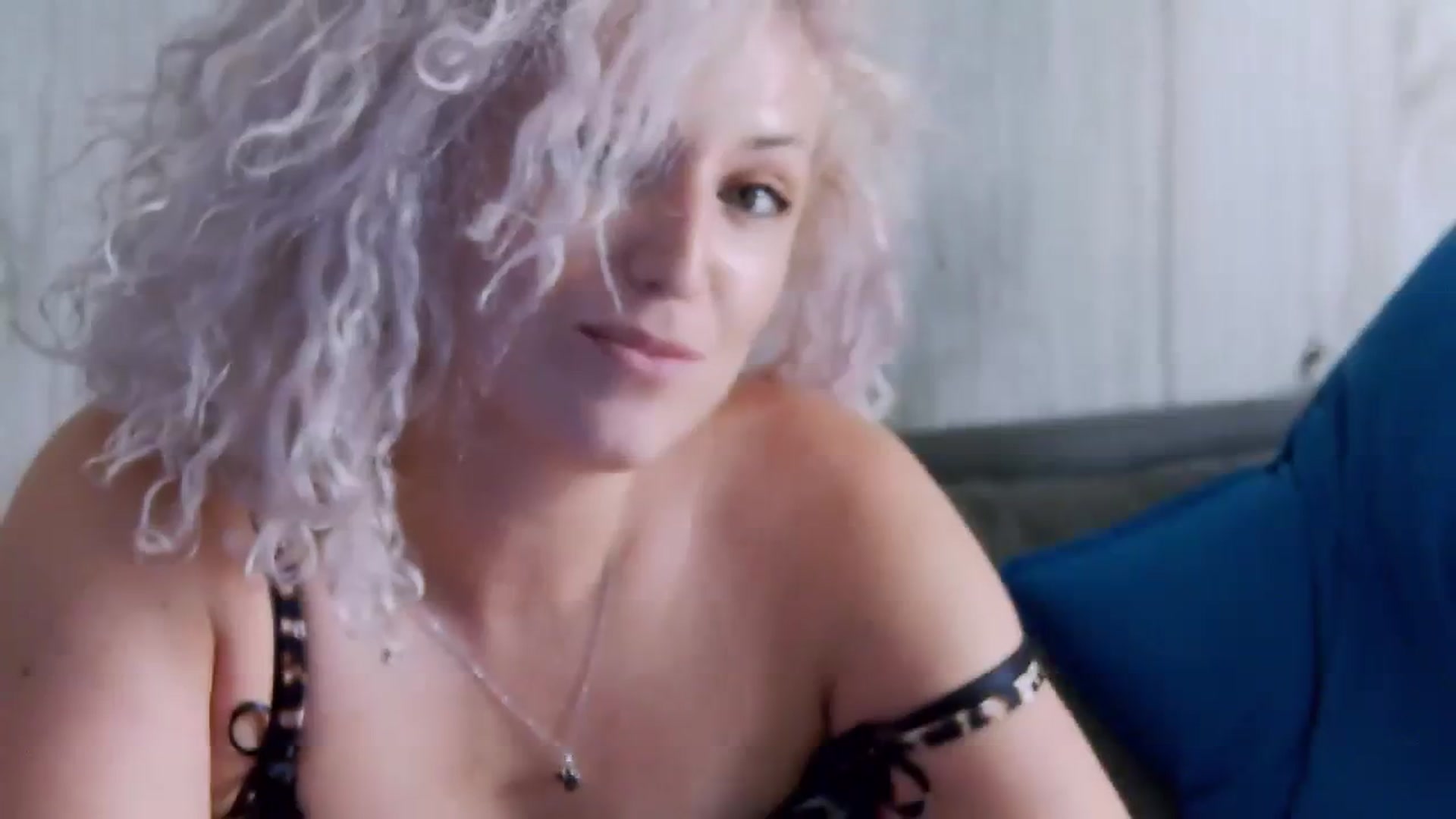 Gallery image thumbnail from SassyKate's myfreecams stream on, 09/29/2023, 10:40 image 2 of 20