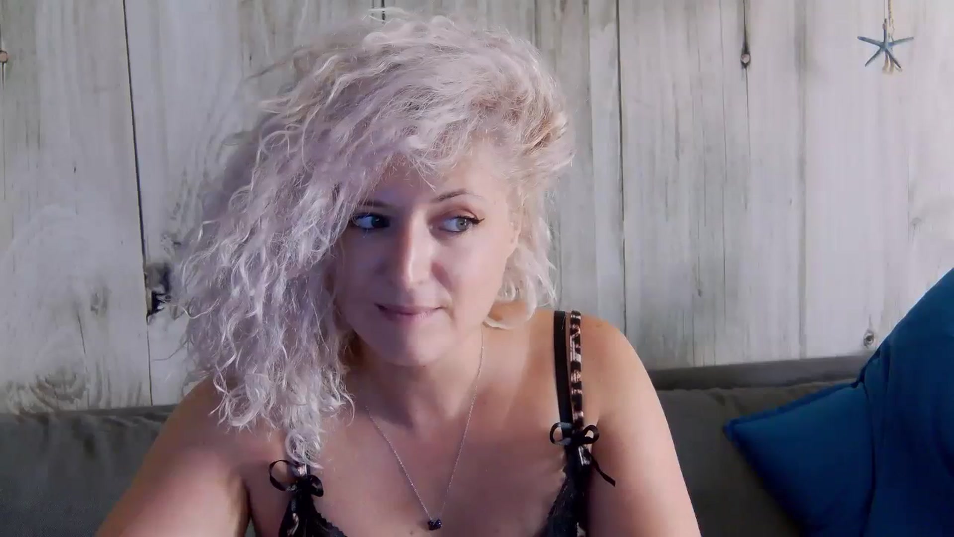 Gallery image thumbnail from SassyKate's myfreecams stream on, 09/29/2023, 11:11 image 5 of 20