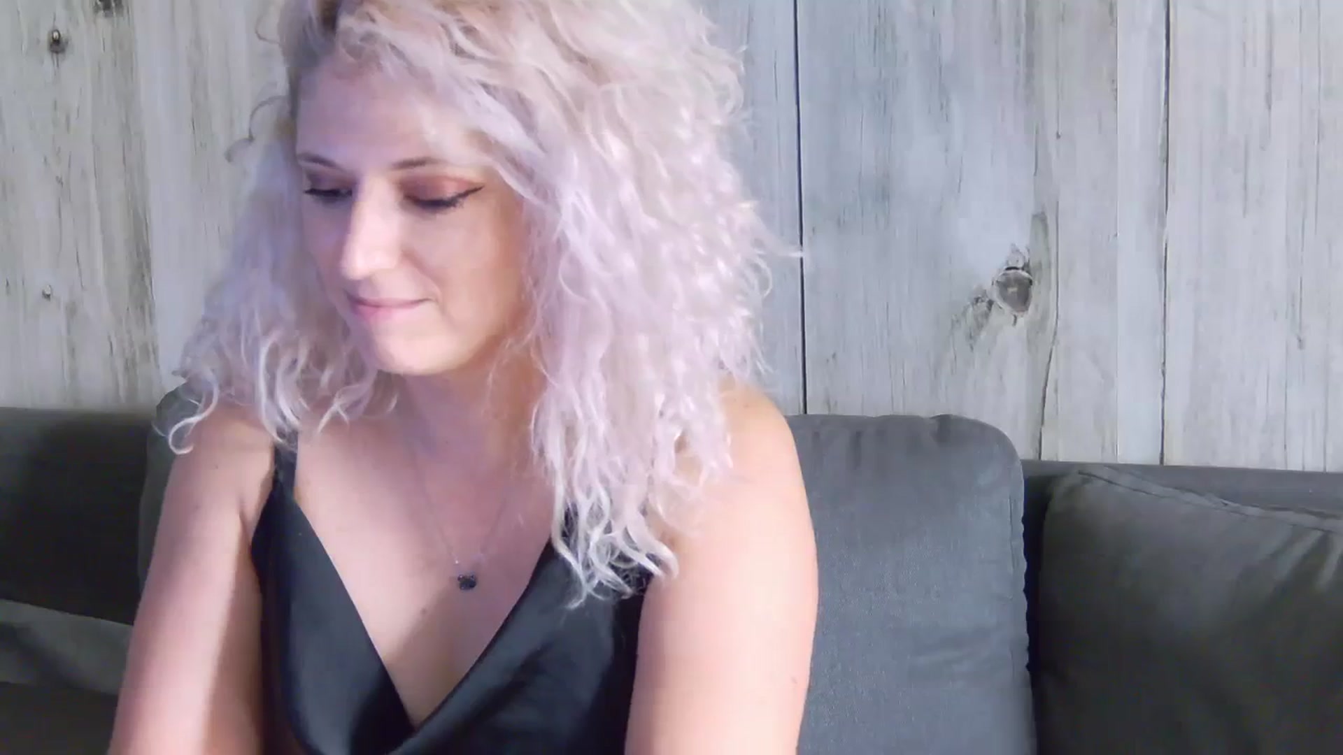 Gallery image thumbnail from SassyKate's myfreecams stream on, 10/27/2023, 11:35 image 15 of 20
