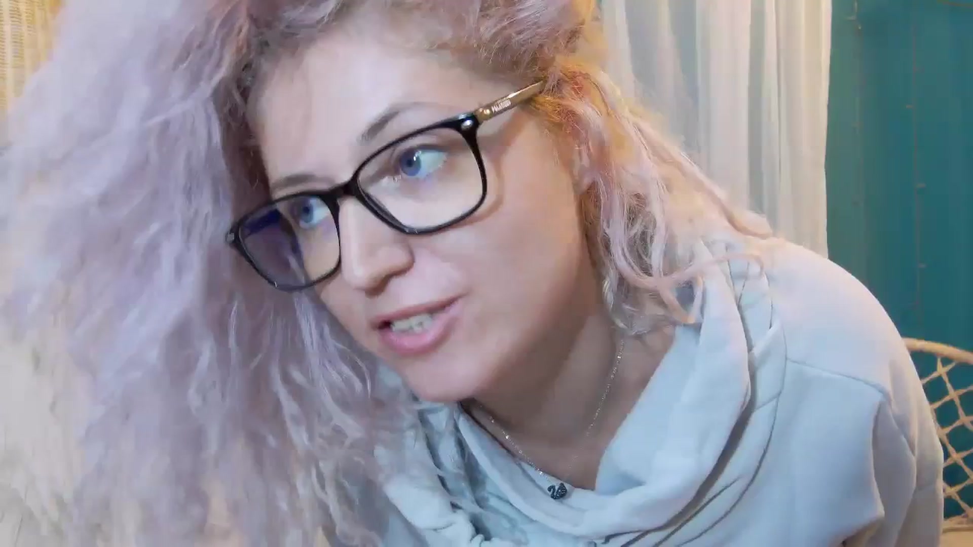 Gallery image thumbnail from SassyKate's myfreecams stream on, 11/12/2023, 17:39 image 5 of 20