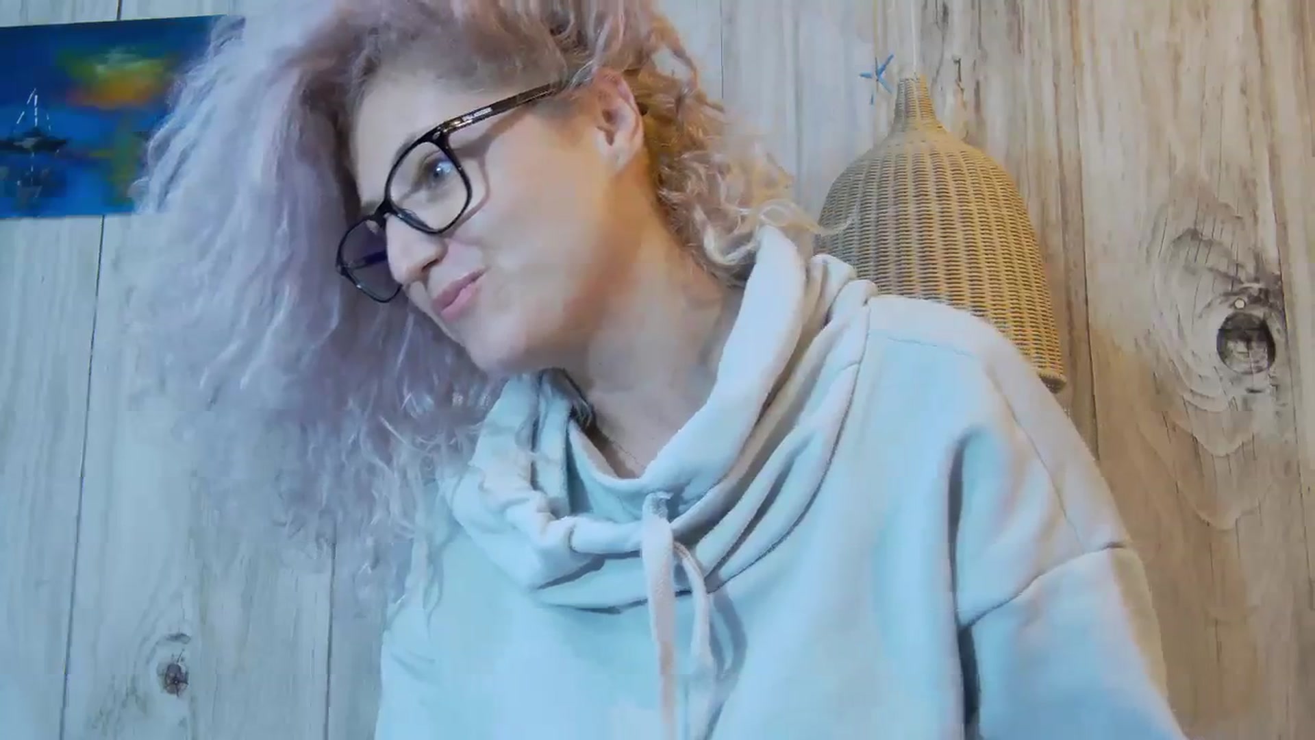 Gallery image thumbnail from SassyKate's myfreecams stream on, 11/12/2023, 17:39 image 13 of 20