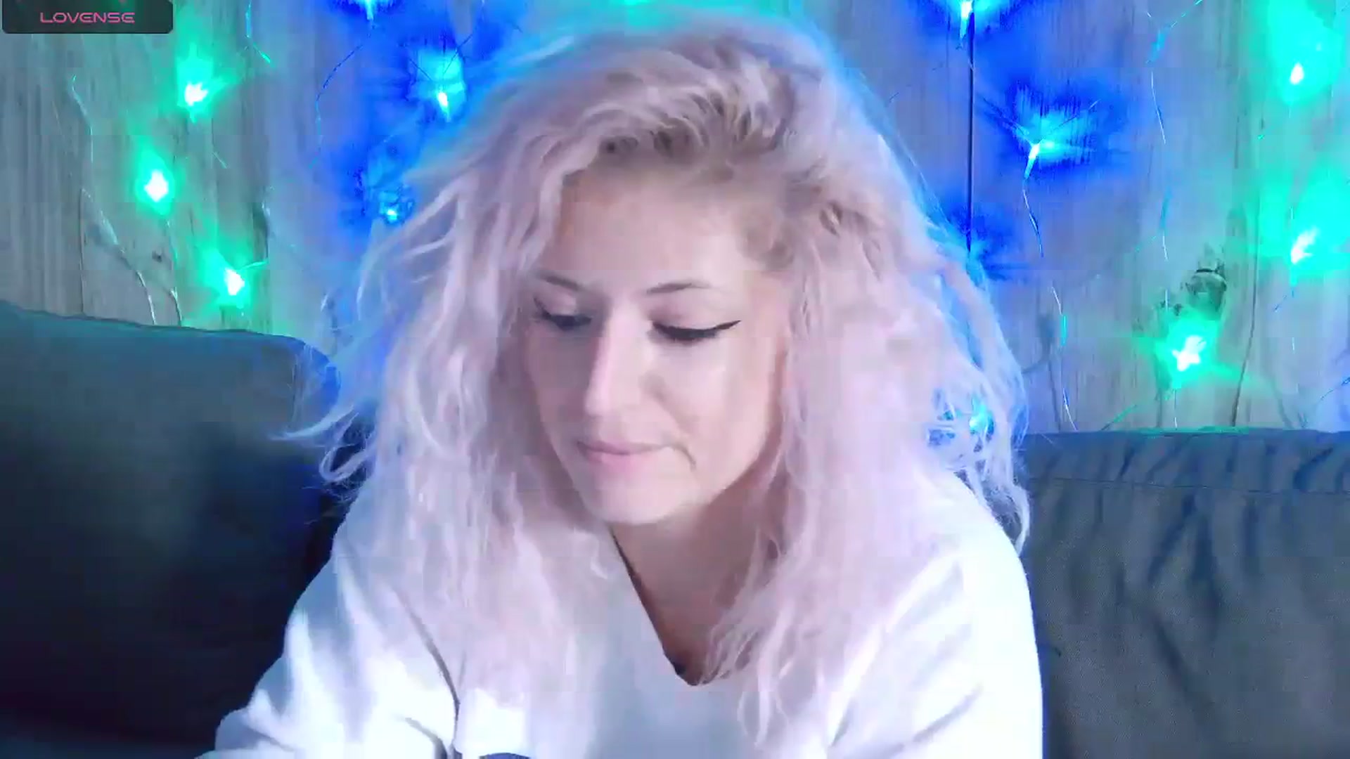 Gallery image thumbnail from SassyKate's myfreecams stream on, 12/01/2023, 13:11 image 3 of 20