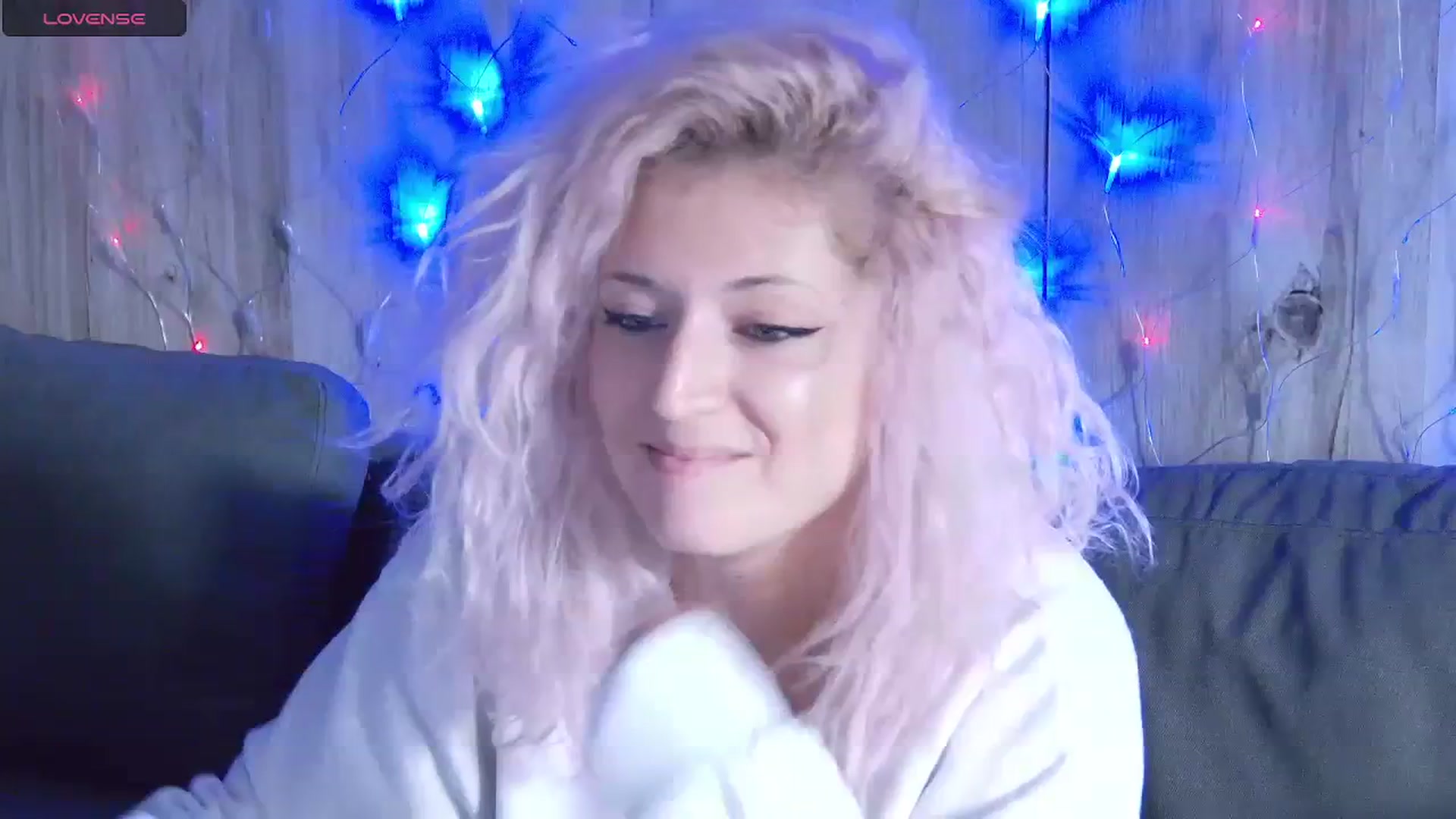 Gallery image thumbnail from SassyKate's myfreecams stream on, 12/01/2023, 13:11 image 2 of 20