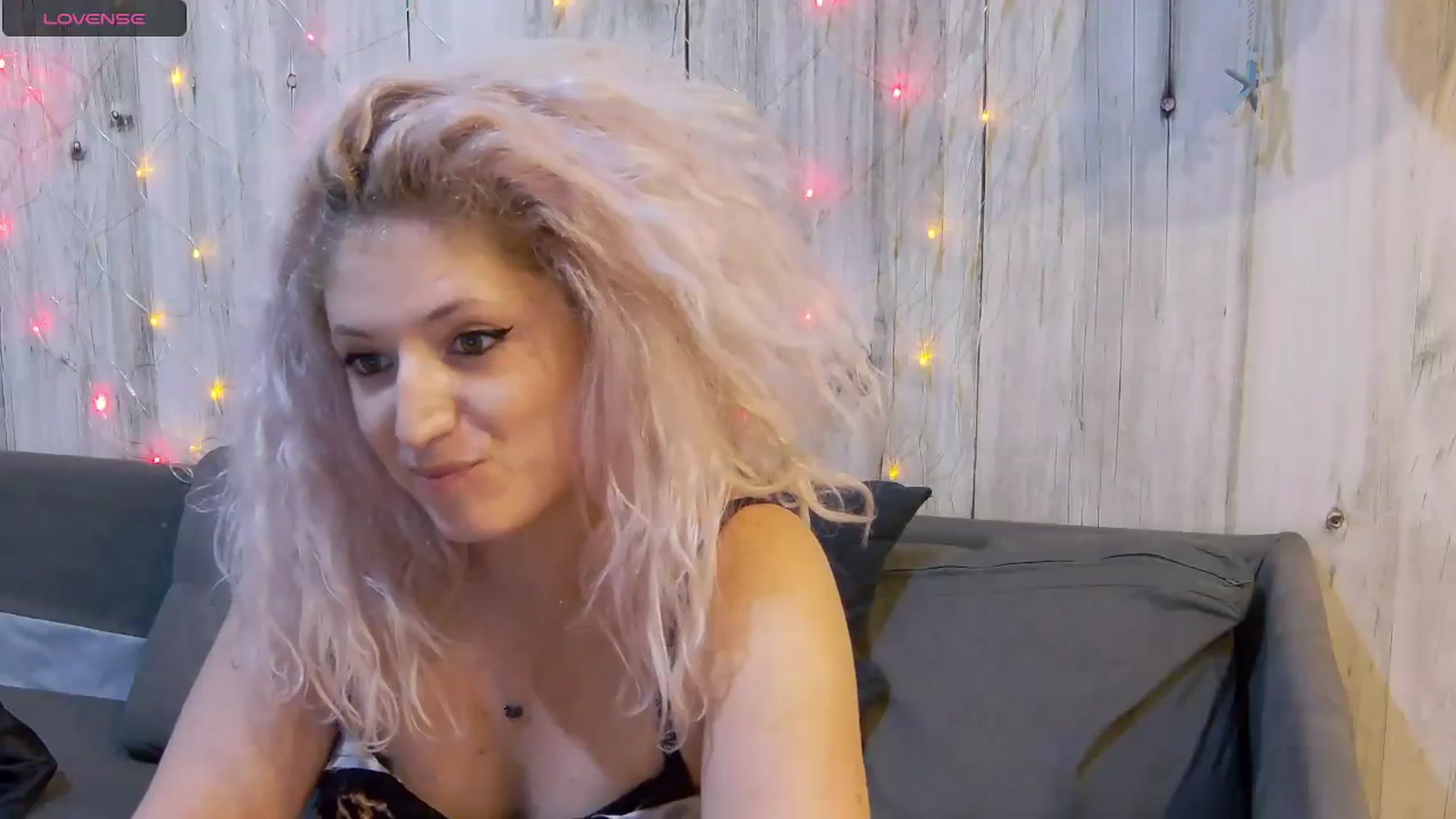 Gallery image thumbnail from SassyKate's myfreecams stream on, 12/05/2023, 13:07 image 10 of 20