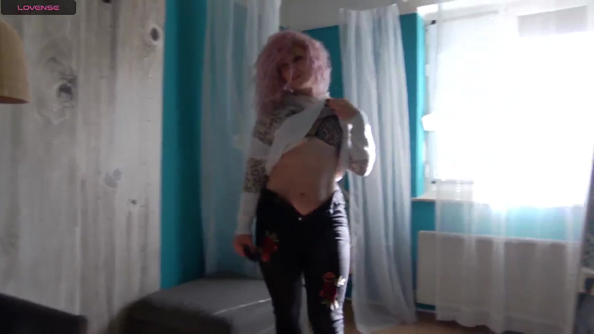 Gallery image thumbnail from SassyKate's myfreecams stream on, 12/19/2023, 11:32 image 9 of 20