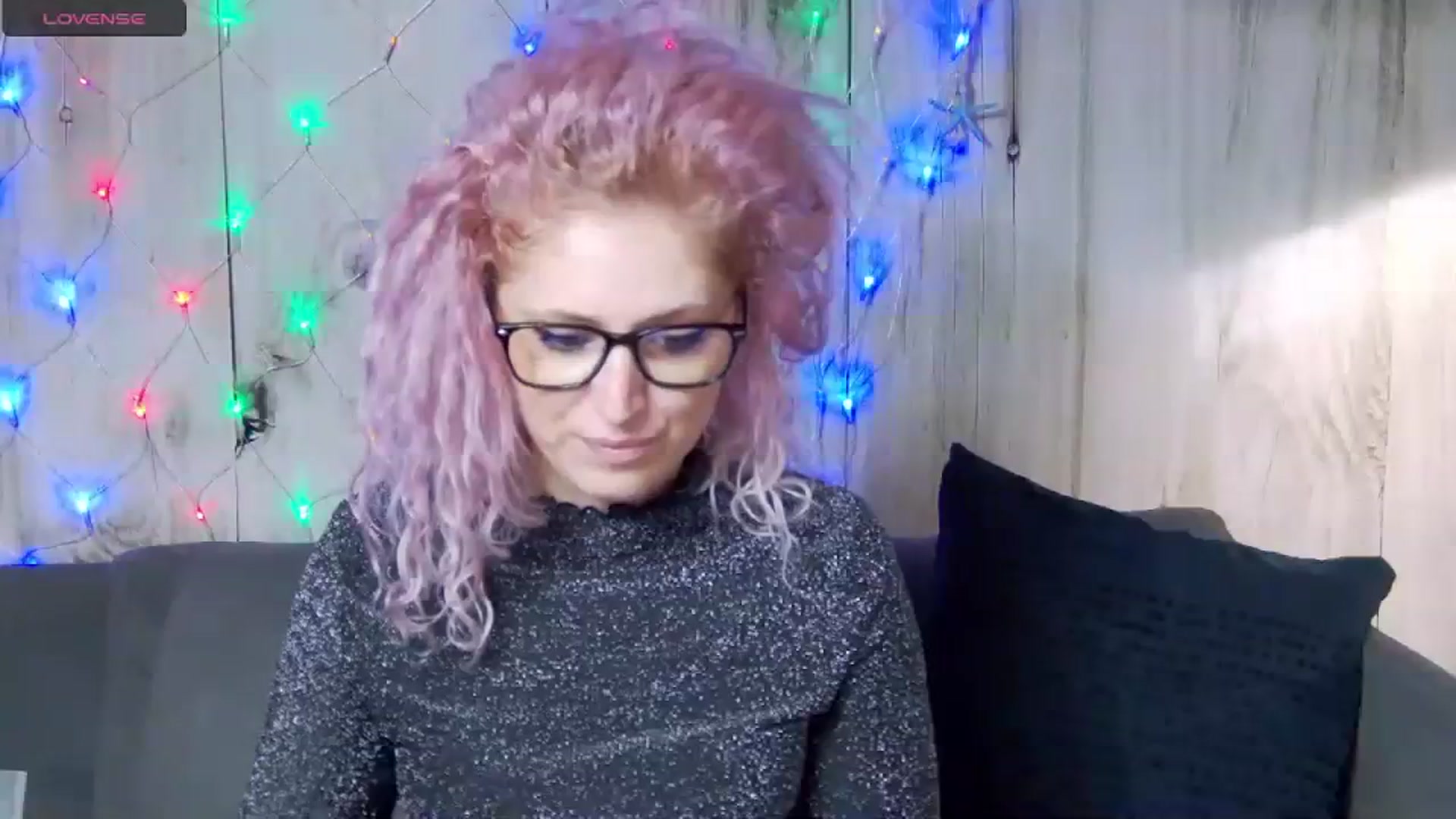 Gallery image thumbnail from SassyKate's myfreecams stream on, 12/22/2023, 13:12 image 7 of 20