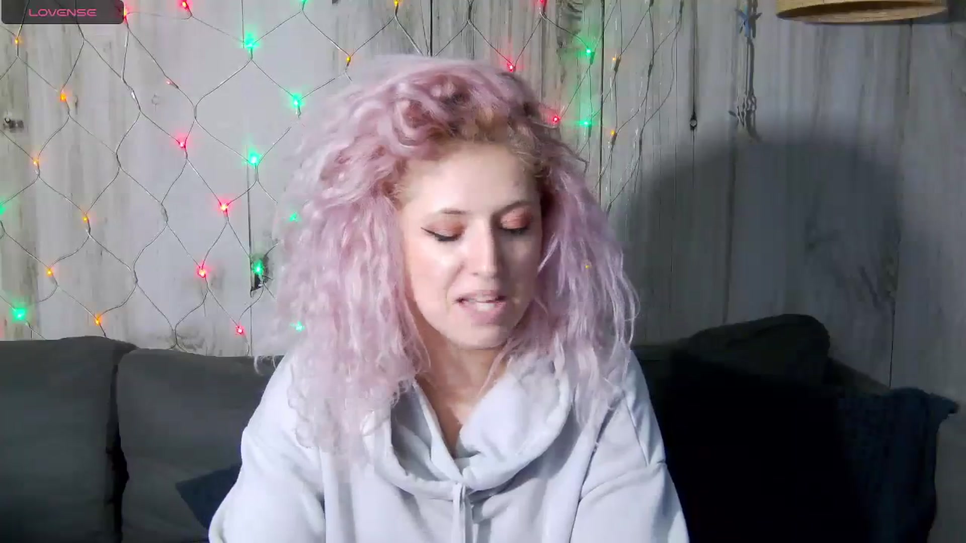 Gallery image thumbnail from SassyKate's myfreecams stream on, 01/02/2024, 14:08 image 11 of 20