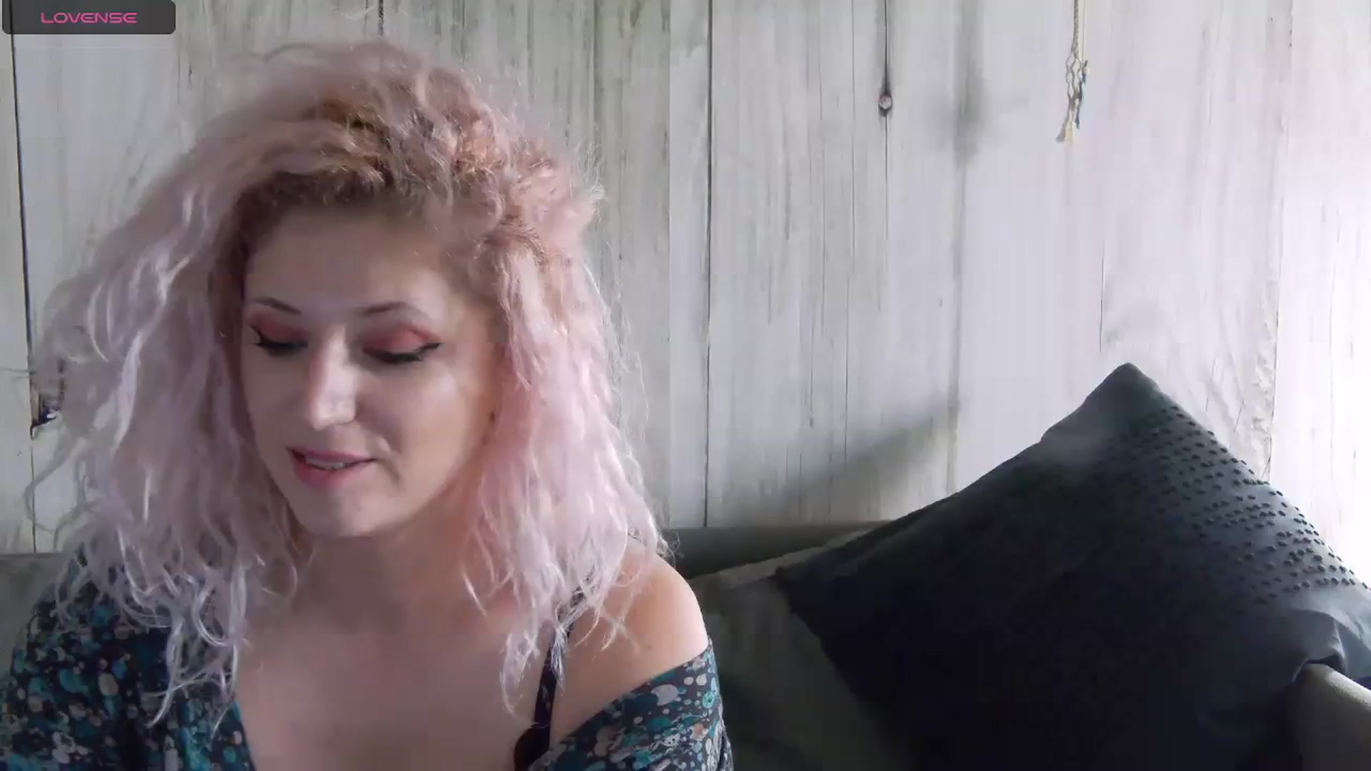 Gallery image thumbnail from SassyKate's myfreecams stream on, 01/16/2024, 12:58 image 20 of 20