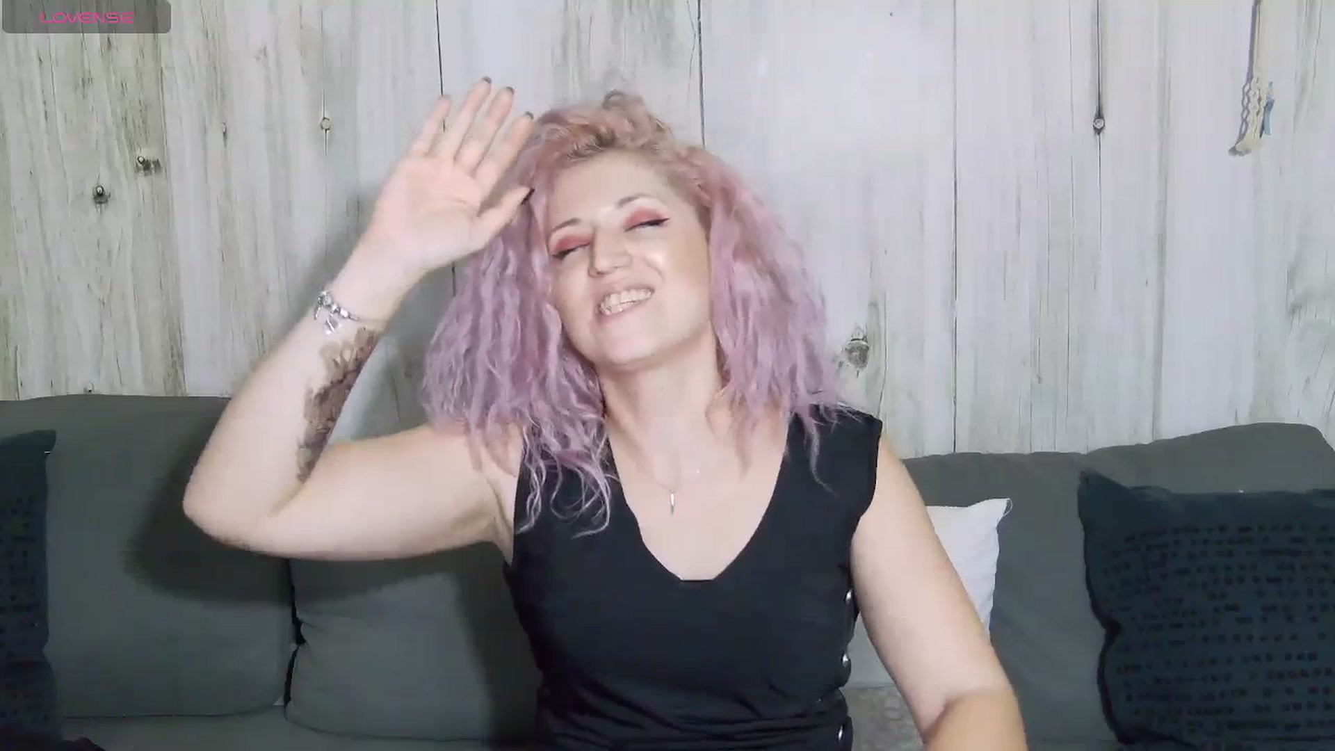 Gallery image thumbnail from SassyKate's myfreecams stream on, 02/19/2024, 17:48 image 10 of 20