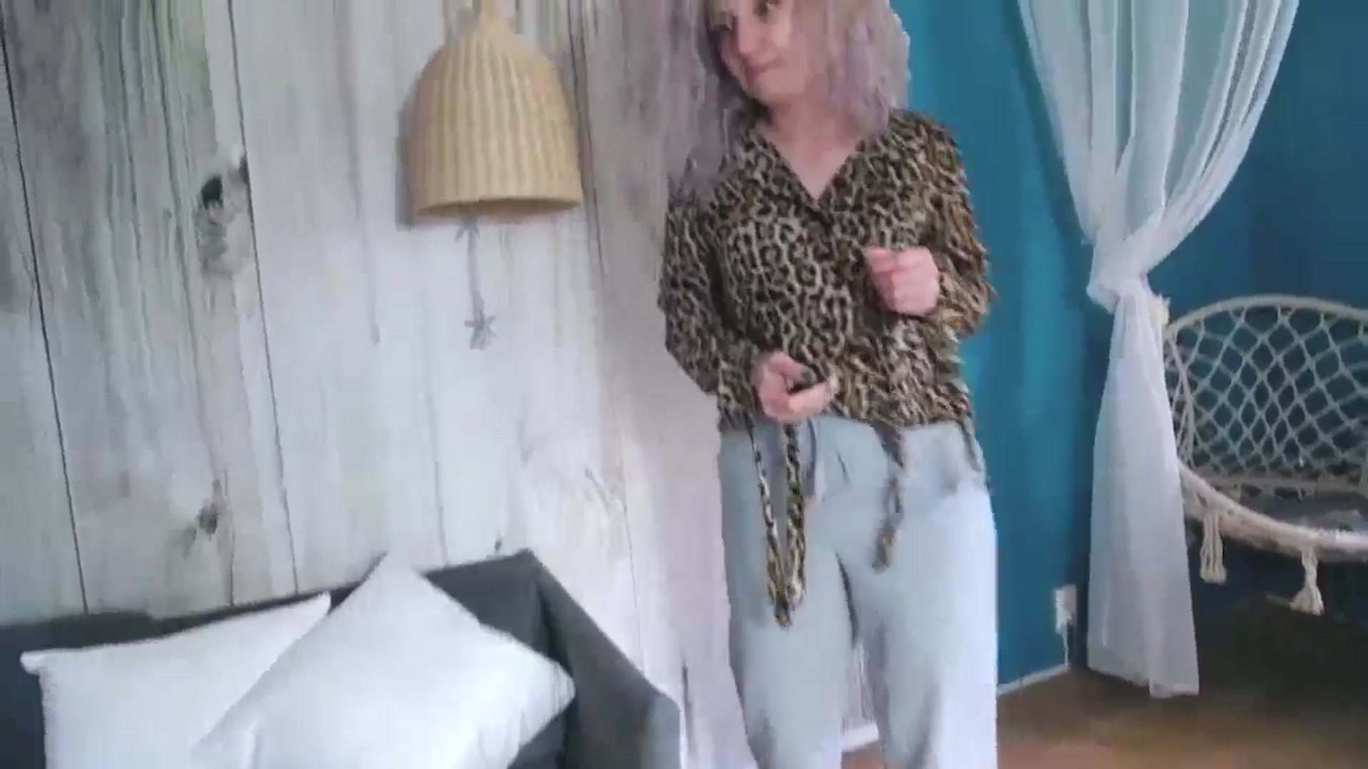 Gallery image thumbnail from SassyKate's myfreecams stream on, 05/14/2024, 15:25 image 16 of 20