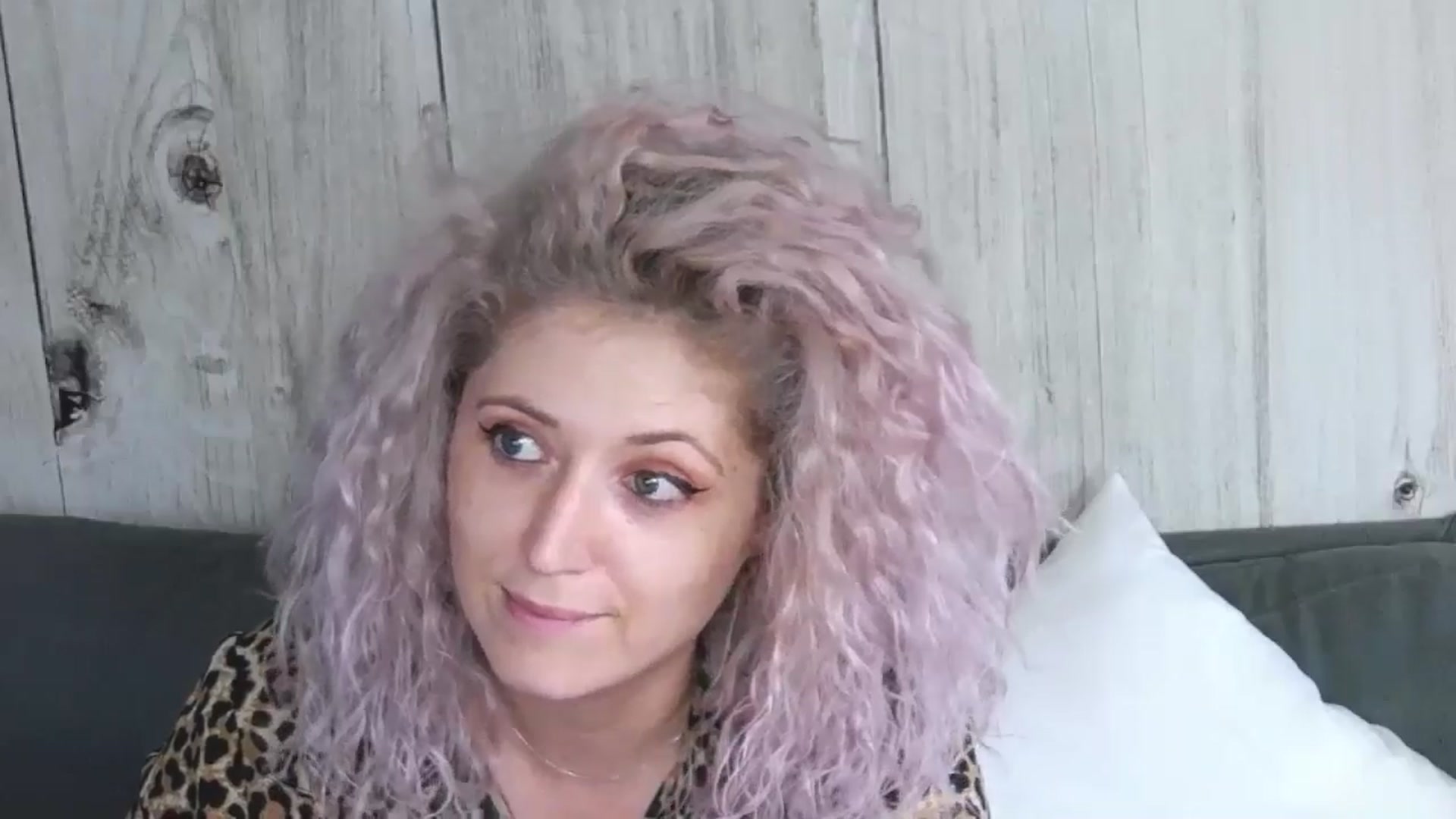 Gallery image thumbnail from SassyKate's myfreecams stream on, 05/14/2024, 15:25 image 18 of 20