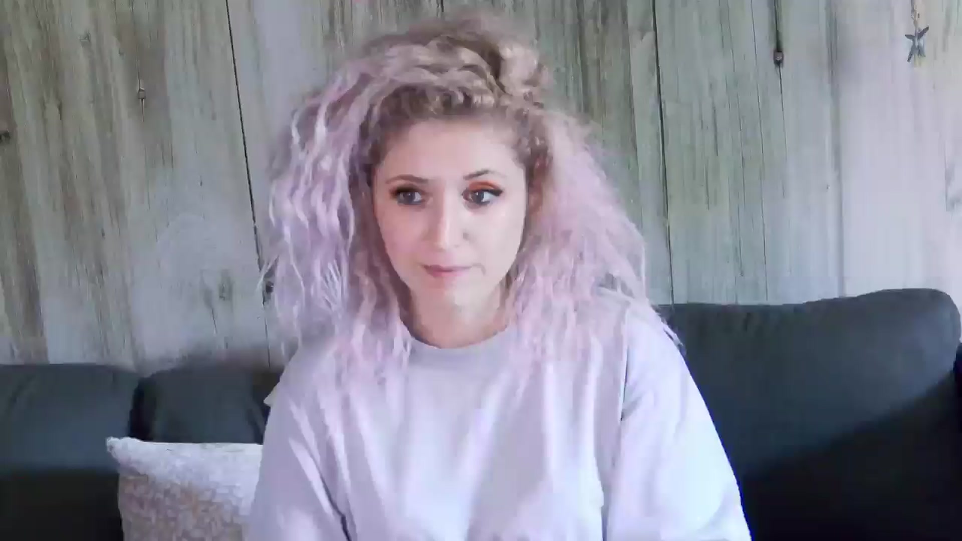 Gallery image thumbnail from SassyKate's myfreecams stream on, 05/26/2024, 12:36 image 8 of 20