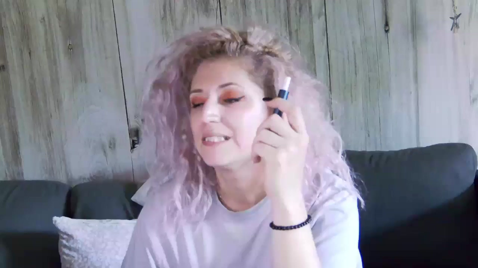 Gallery image thumbnail from SassyKate's myfreecams stream on, 05/26/2024, 12:36 image 15 of 20