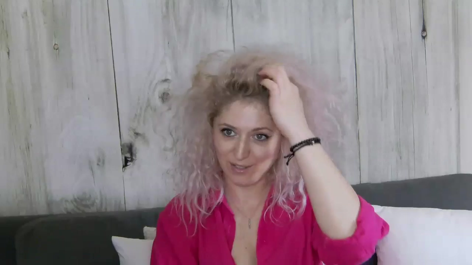 Gallery image thumbnail from SassyKate's myfreecams stream on, 06/01/2024, 12:29 image 11 of 20