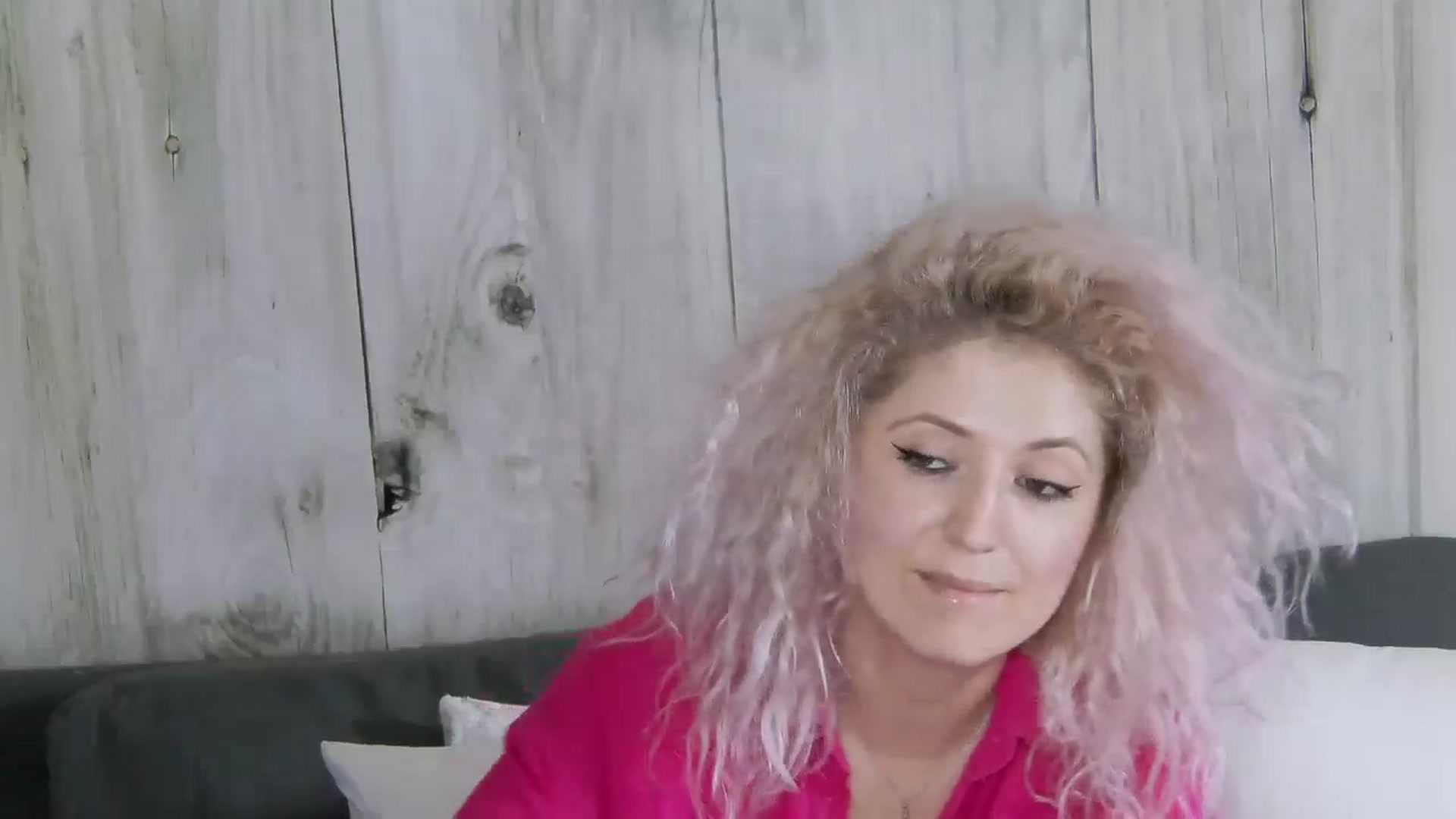 Gallery image thumbnail from SassyKate's myfreecams stream on, 06/01/2024, 12:29 image 12 of 20