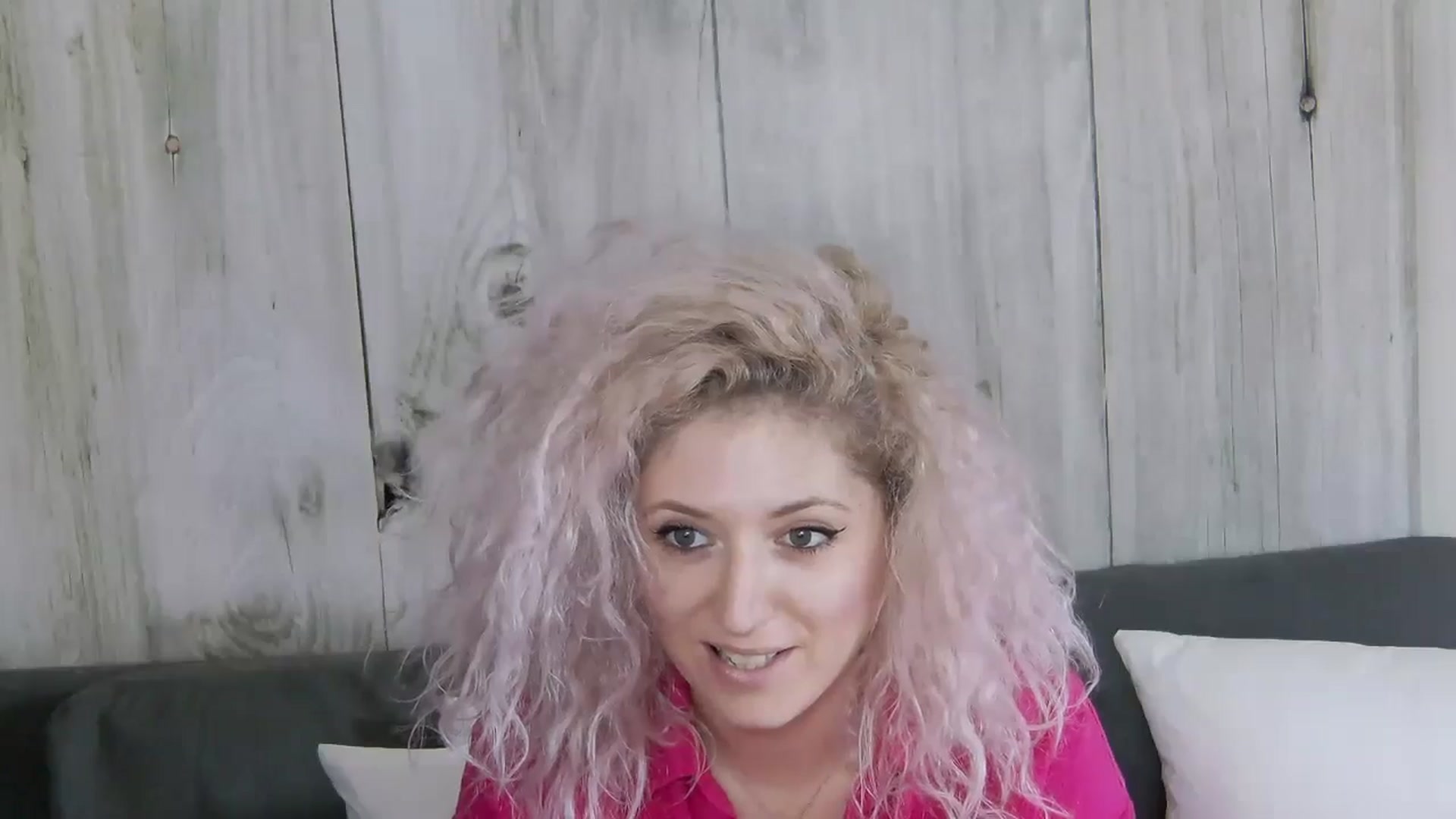 Gallery image thumbnail from SassyKate's myfreecams stream on, 06/01/2024, 12:29 image 14 of 20