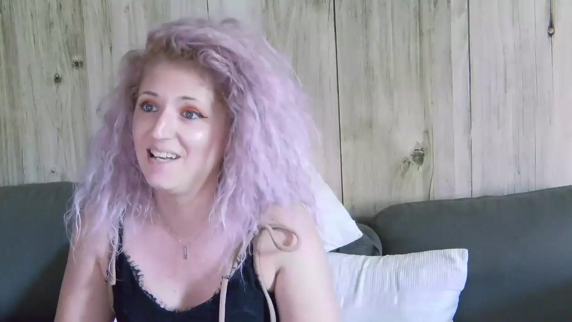 Gallery image thumbnail from SassyKate's myfreecams stream on, 06/16/2024, 09:26 image 3 of 20