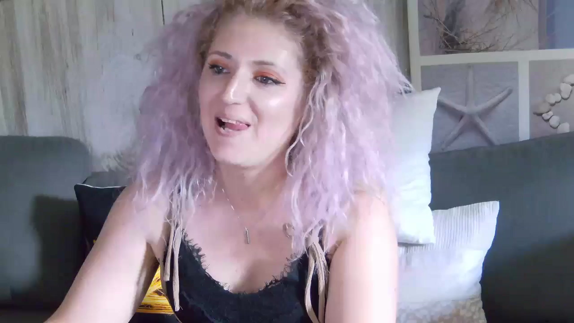 Gallery image thumbnail from SassyKate's myfreecams stream on, 06/16/2024, 12:13 image 10 of 20