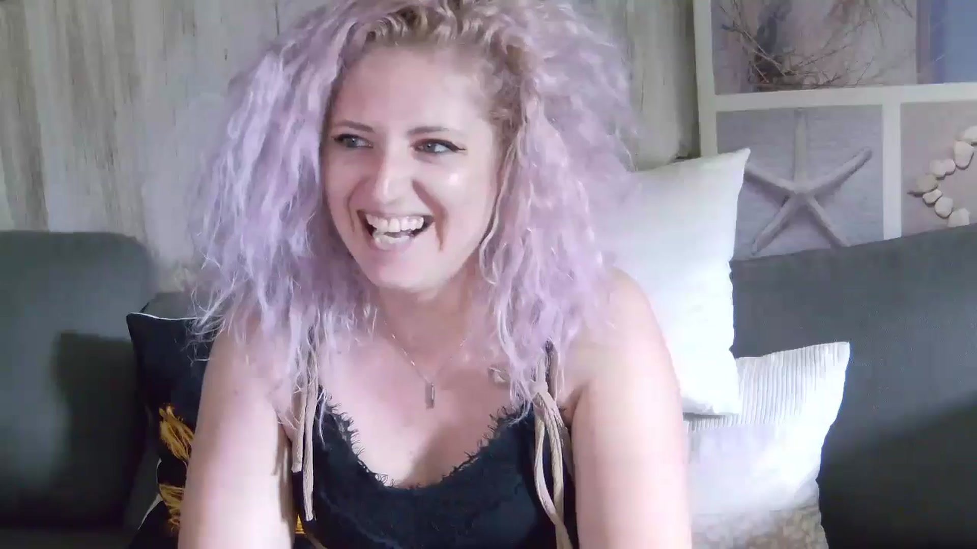 Gallery image thumbnail from SassyKate's myfreecams stream on, 06/16/2024, 12:13 image 9 of 20