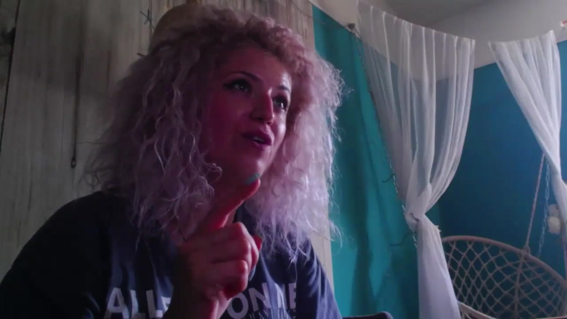 Gallery image thumbnail from SassyKate's myfreecams stream on, 06/19/2024, 12:15 image 17 of 20