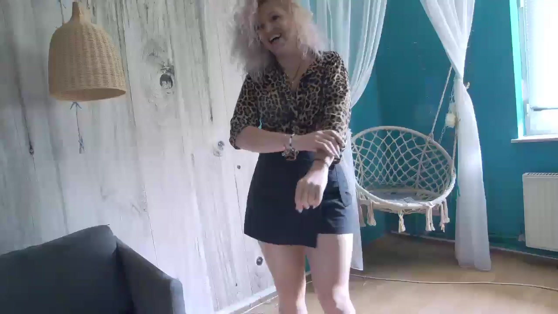 Gallery image thumbnail from SassyKate's myfreecams stream on, 06/20/2024, 12:27 image 8 of 20