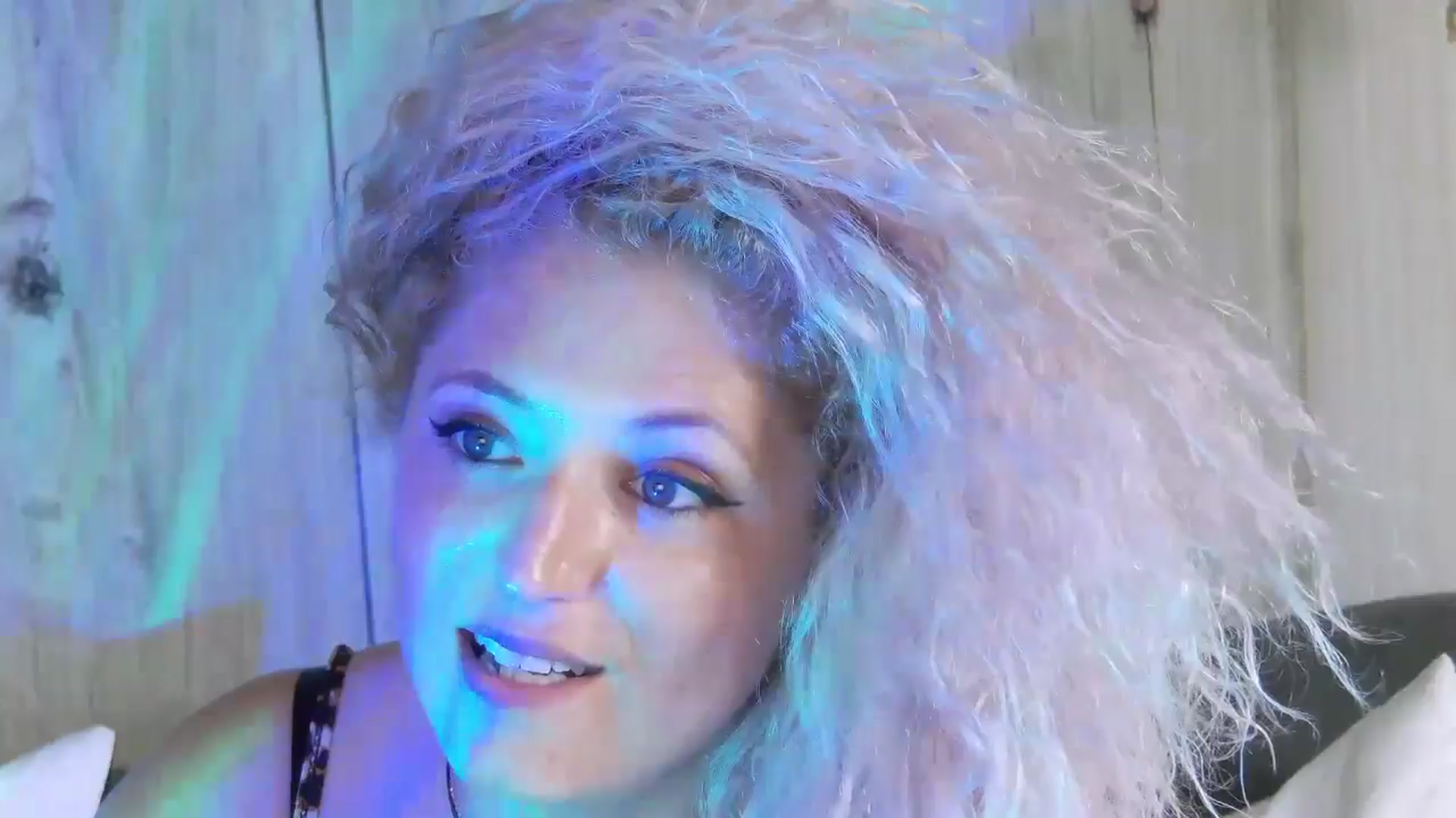 Gallery image thumbnail from SassyKate's myfreecams stream on, 06/21/2024, 11:57 image 8 of 20