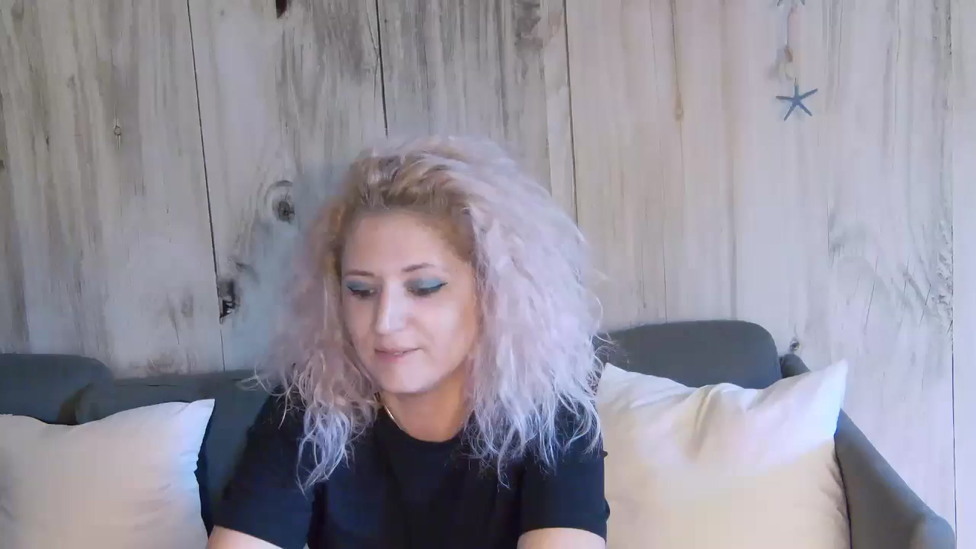 Gallery image thumbnail from SassyKate's myfreecams stream on, 07/07/2024, 12:53 image 6 of 20