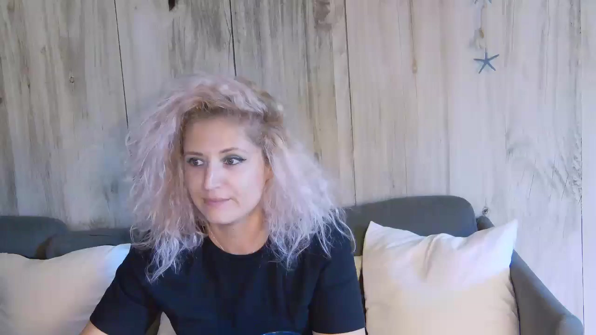 Gallery image thumbnail from SassyKate's myfreecams stream on, 07/07/2024, 12:53 image 2 of 20