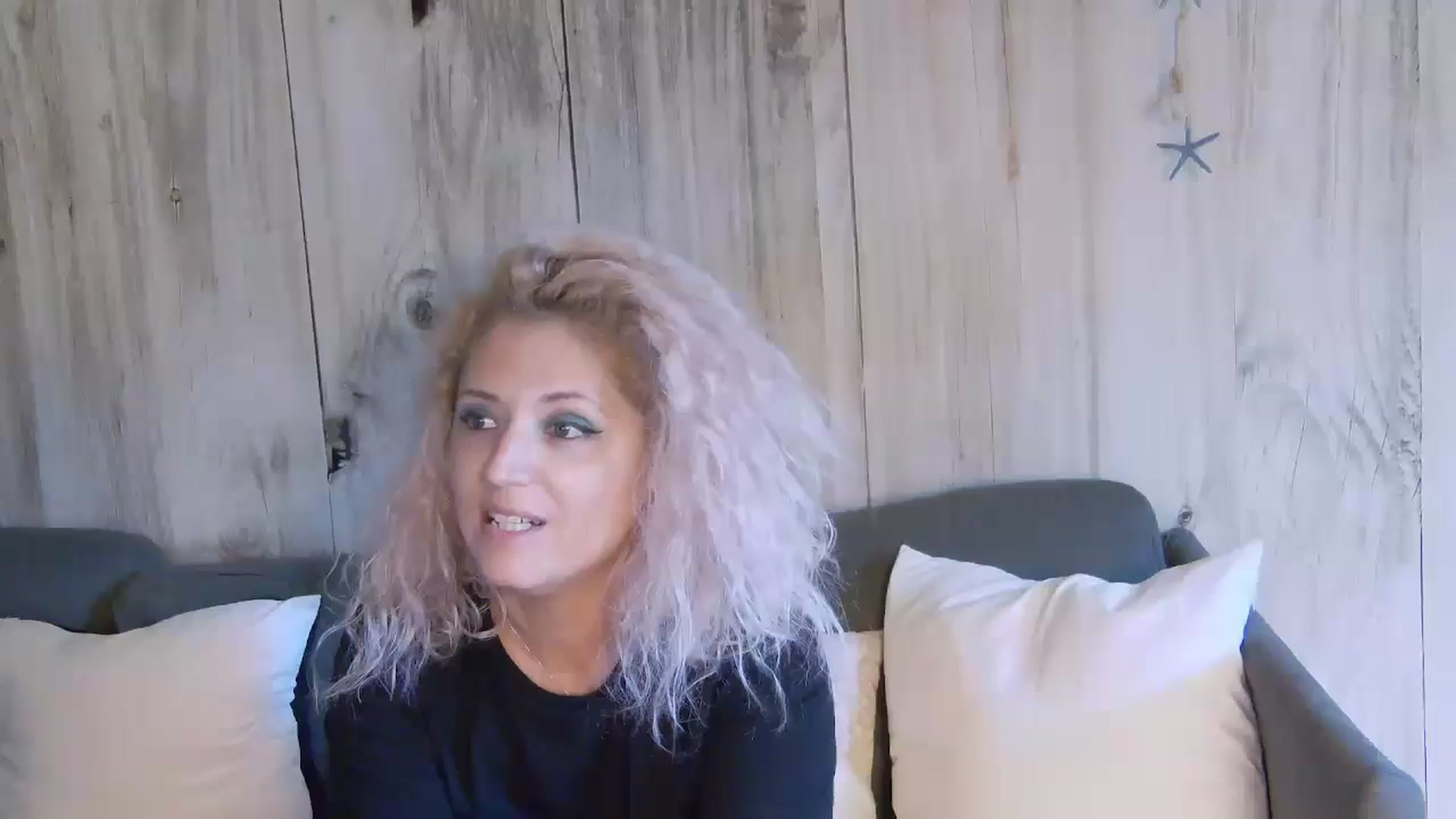 Gallery image thumbnail from SassyKate's myfreecams stream on, 07/07/2024, 12:53 image 11 of 20