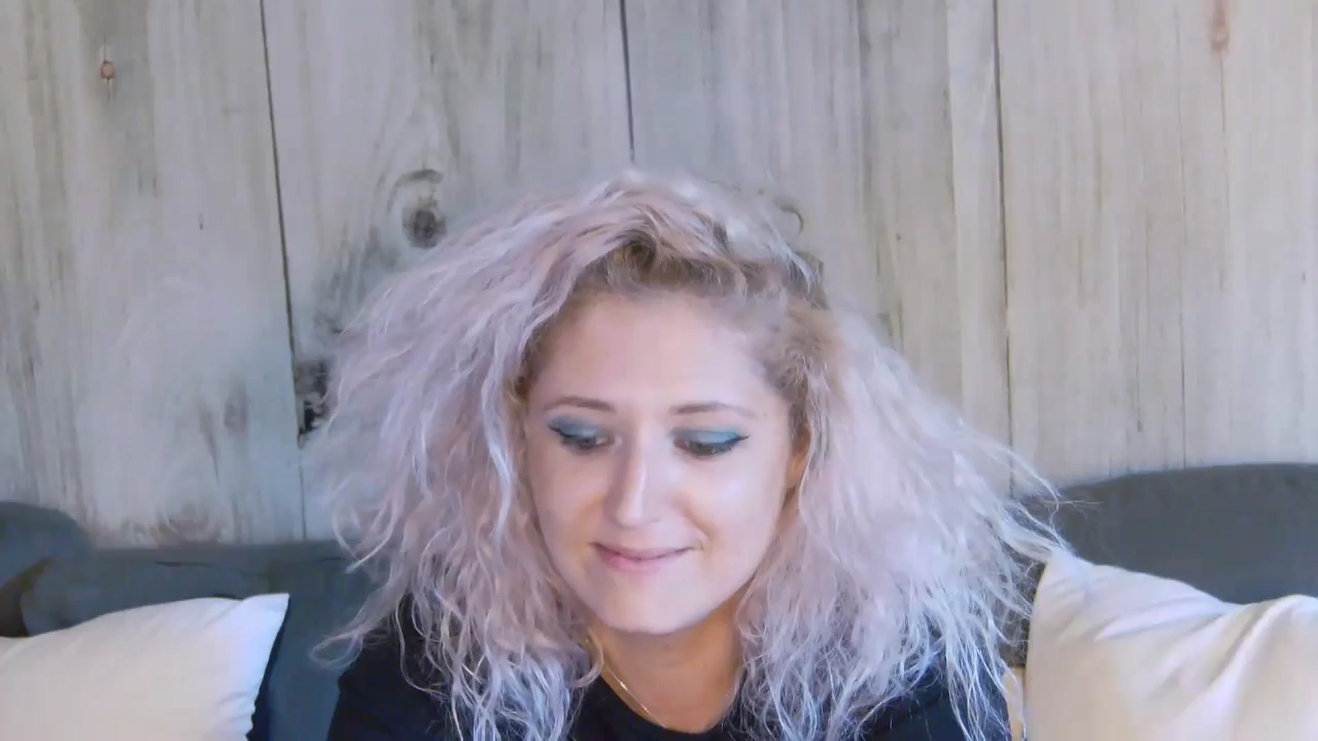 Gallery image thumbnail from SassyKate's myfreecams stream on, 07/07/2024, 12:53 image 15 of 20