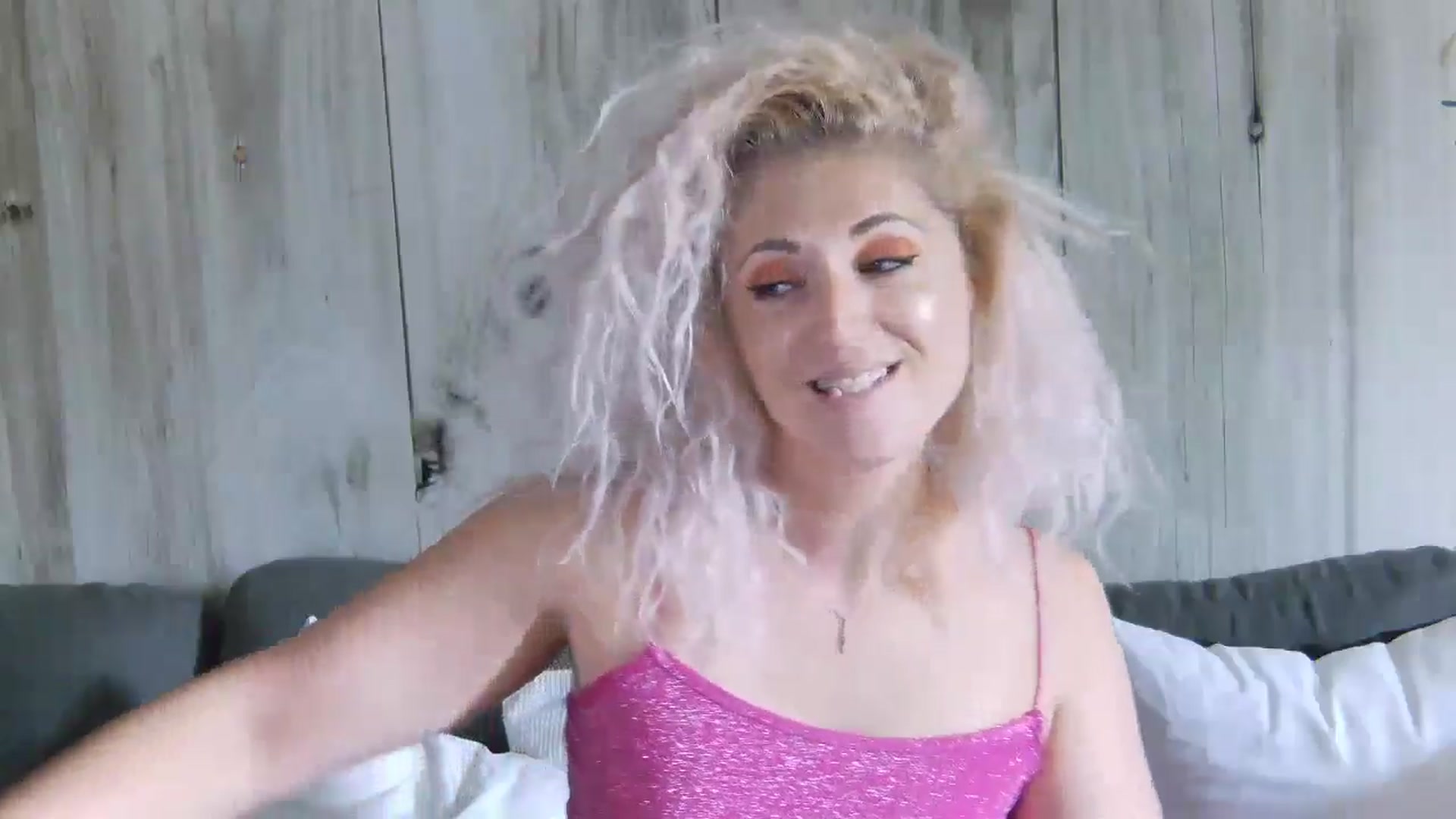 Gallery image thumbnail from SassyKate's myfreecams stream on, 07/14/2024, 12:23 image 10 of 20