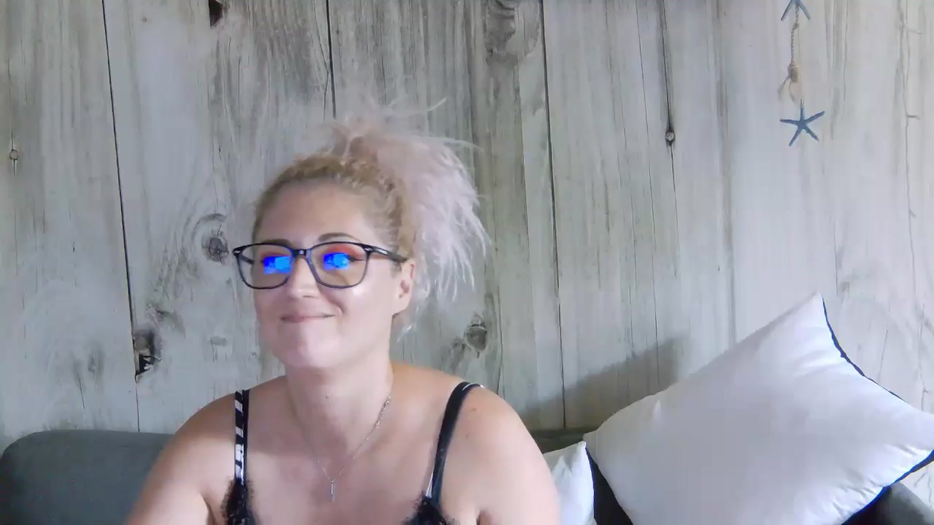 Gallery image thumbnail from SassyKate's myfreecams stream on, 07/15/2024, 12:06 image 19 of 20