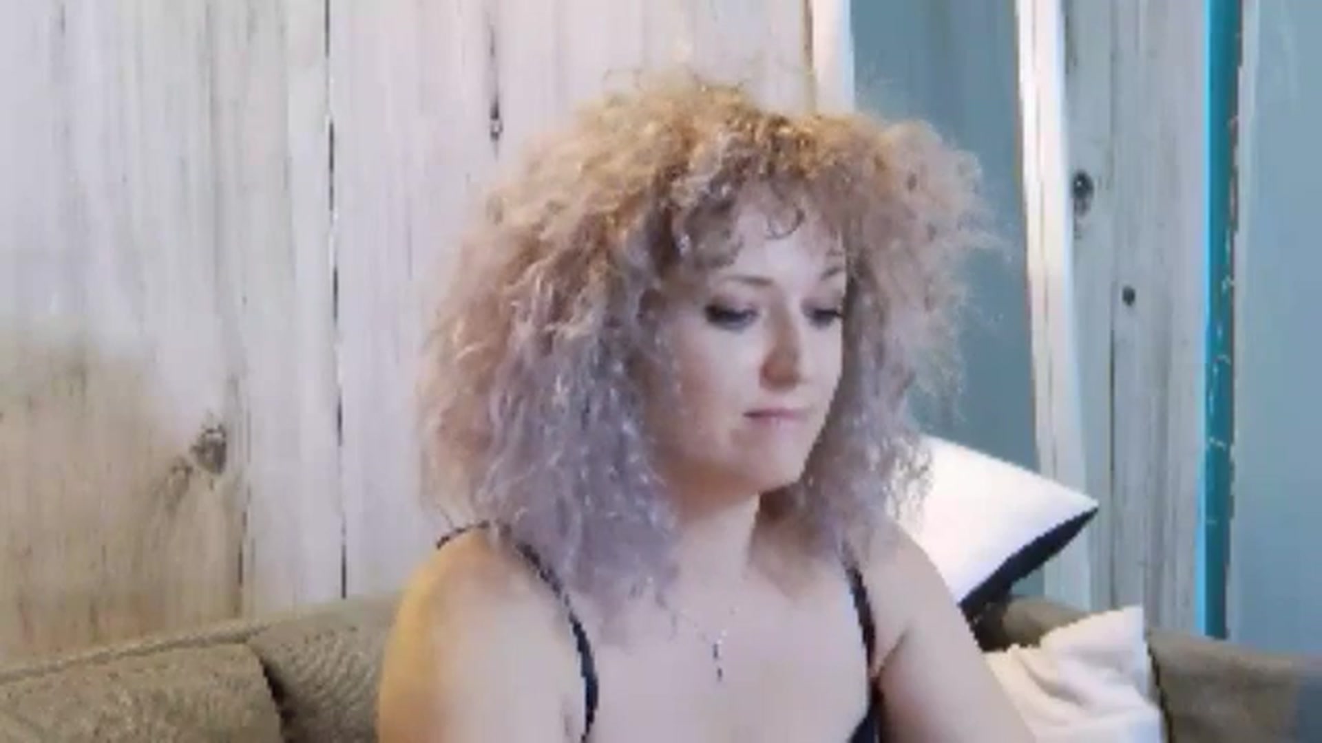 Gallery image thumbnail from SassyKate's myfreecams stream on, 02/16/2025, 03:34 image 18 of 20