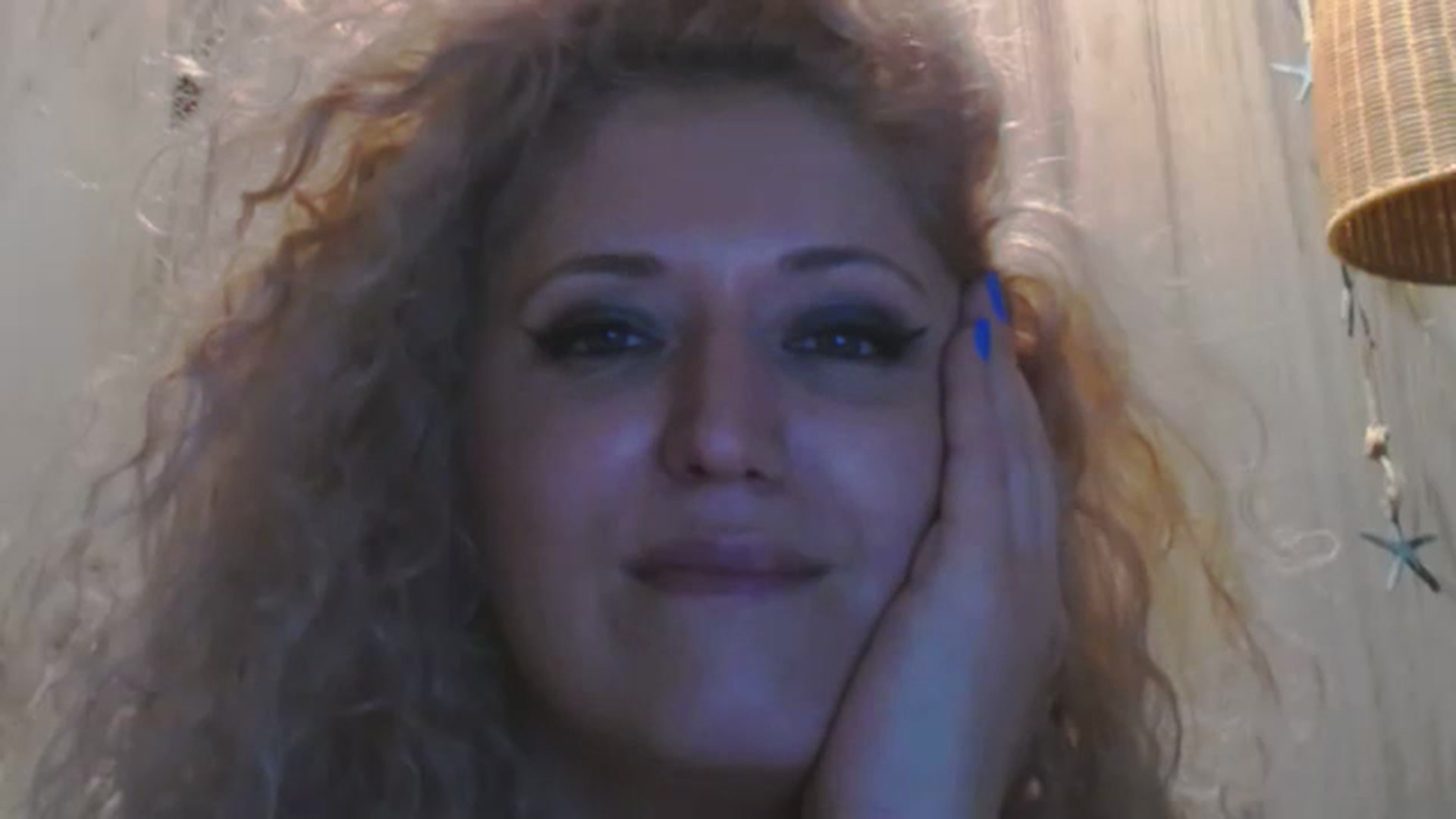 Gallery image thumbnail from SassyKate's myfreecams stream on, 05/27/2025, 24:25 image 20 of 20