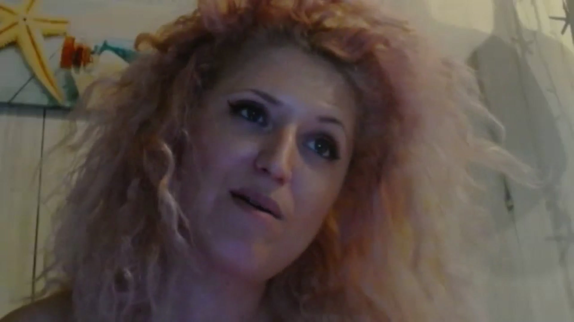 Gallery image thumbnail from SassyKate's myfreecams stream on, 08/04/2025, 24:34 image 14 of 20