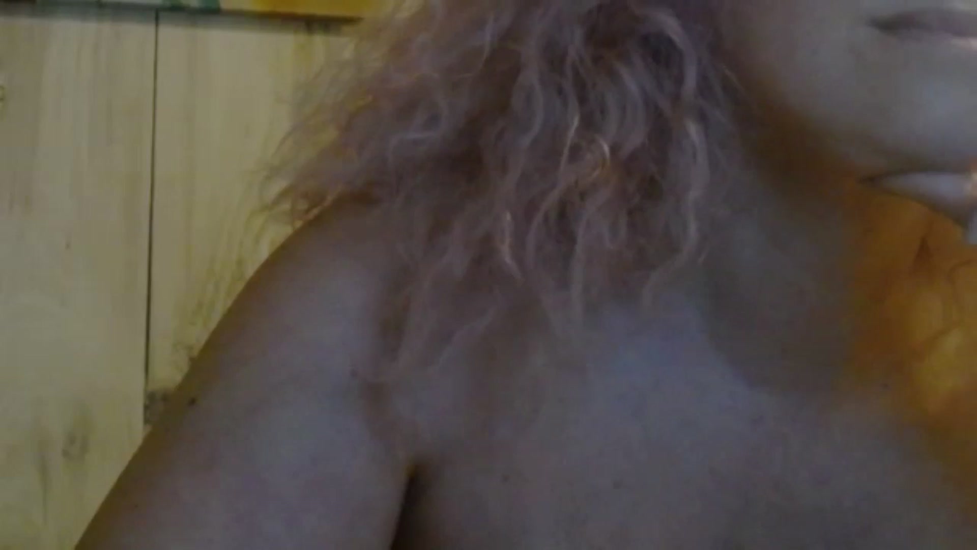 Gallery image thumbnail from SassyKate's myfreecams stream on, 08/04/2025, 24:34 image 9 of 20