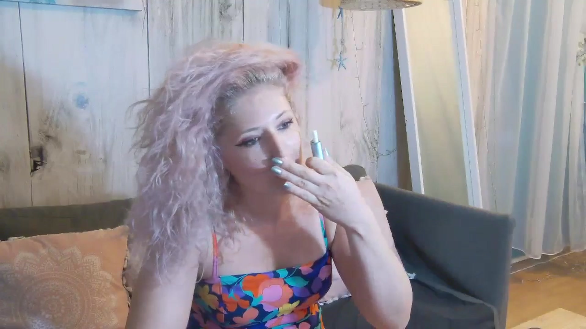 Gallery image thumbnail from SassyKate's myfreecams stream on, 08/16/2025, 19:27 image 16 of 20