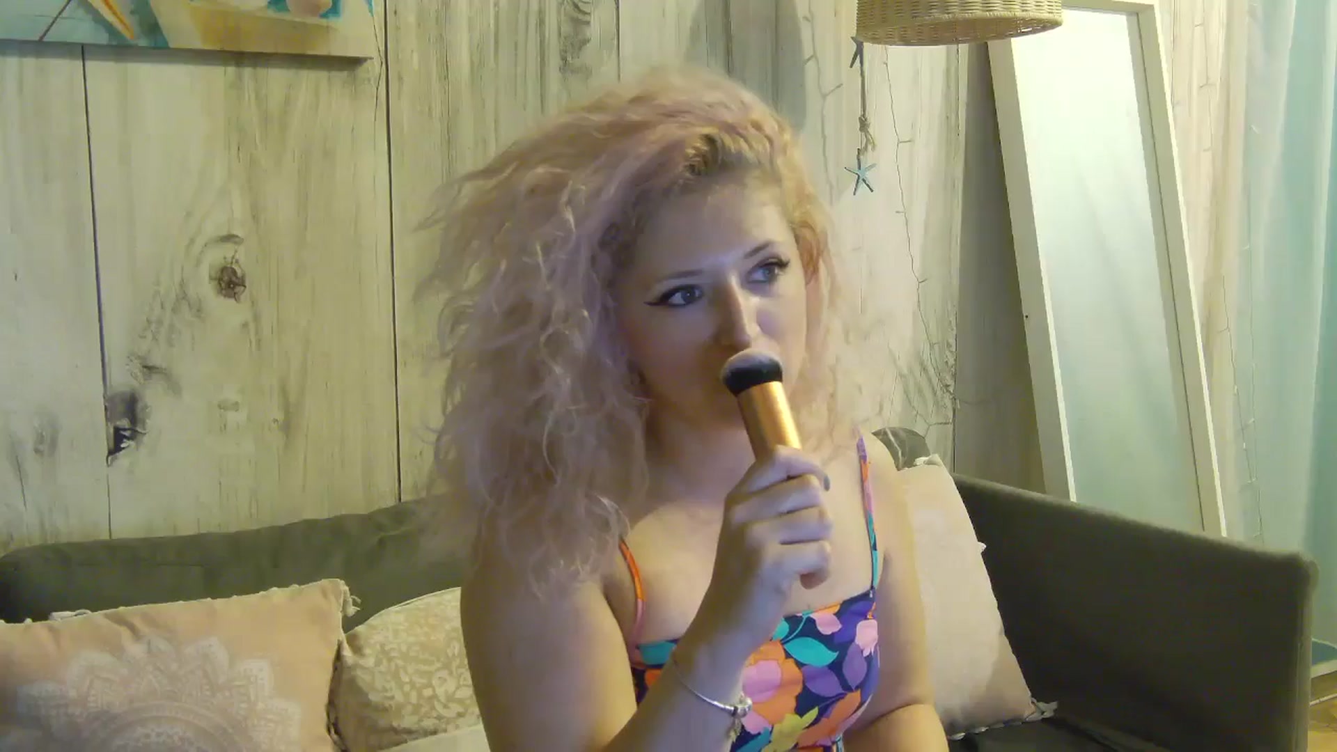 Gallery image thumbnail from SassyKate's myfreecams stream on, 08/16/2025, 19:27 image 6 of 20