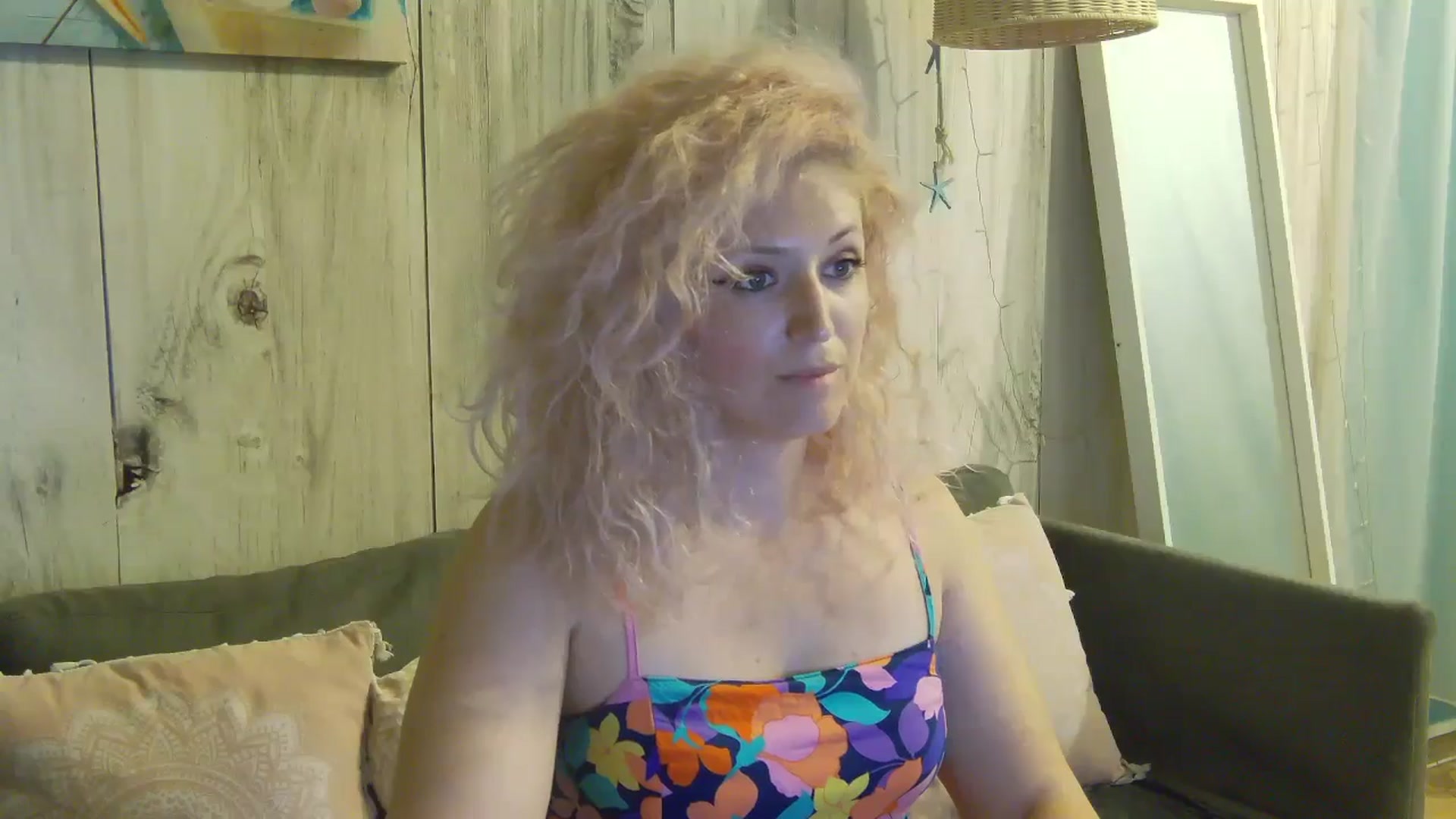 Gallery image thumbnail from SassyKate's myfreecams stream on, 08/16/2025, 19:27 image 2 of 20