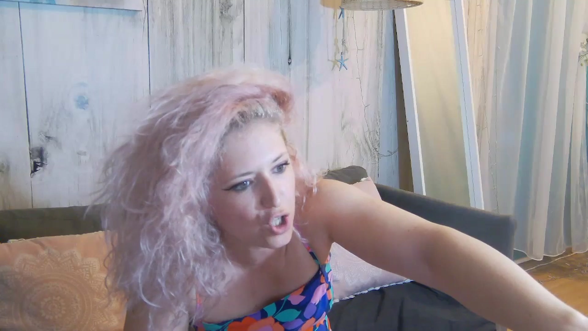 Gallery image thumbnail from SassyKate's myfreecams stream on, 08/16/2025, 19:27 image 17 of 20