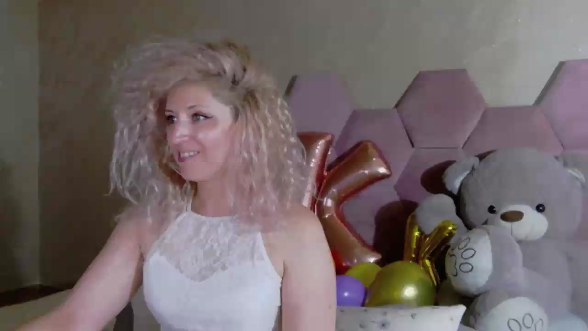 Gallery image thumbnail from SassyKate's myfreecams stream on, 08/01/2026, 23:33 image 1 of 20