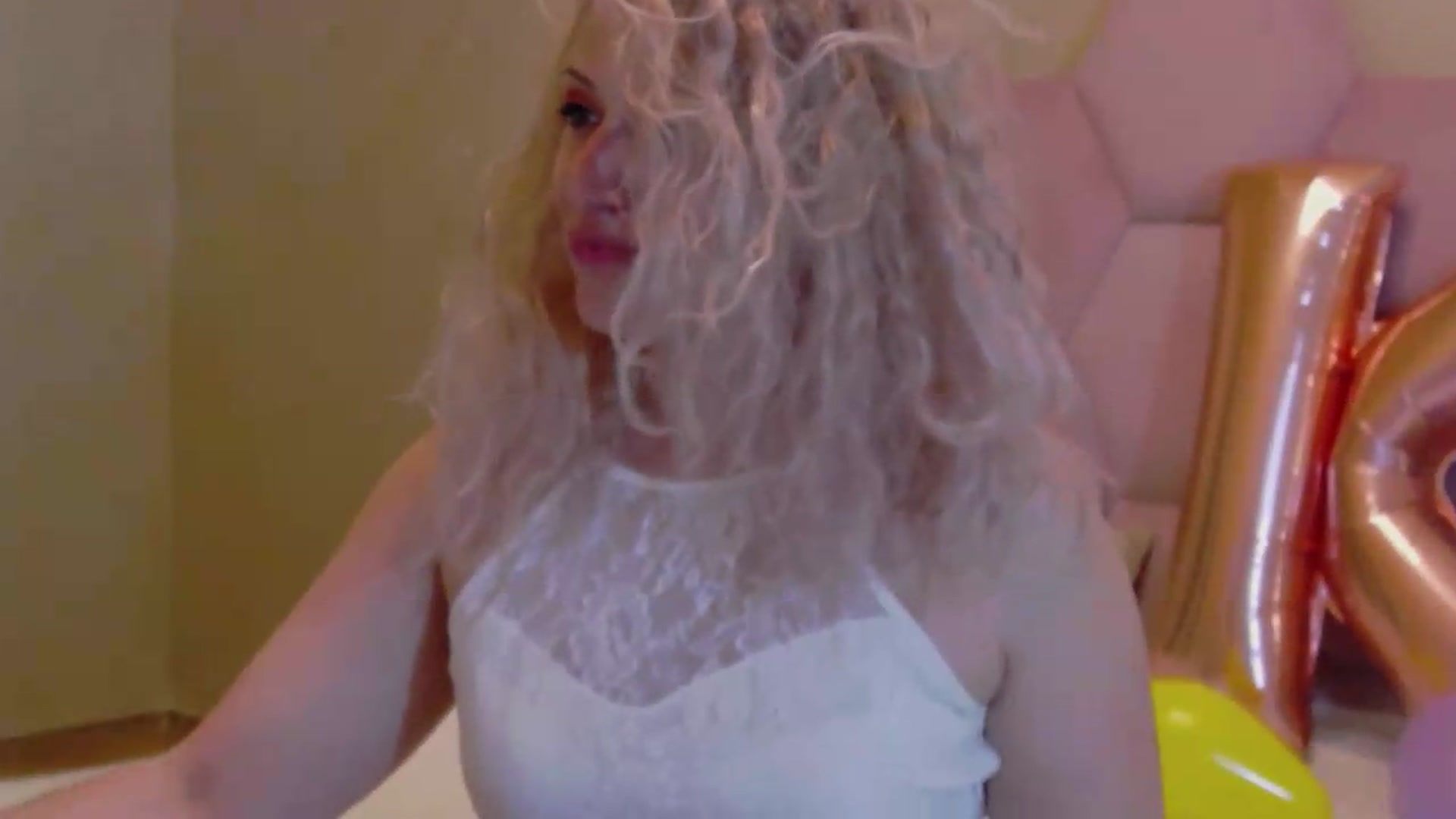 Gallery image thumbnail from SassyKate's myfreecams stream on, 08/01/2026, 23:33 image 15 of 20