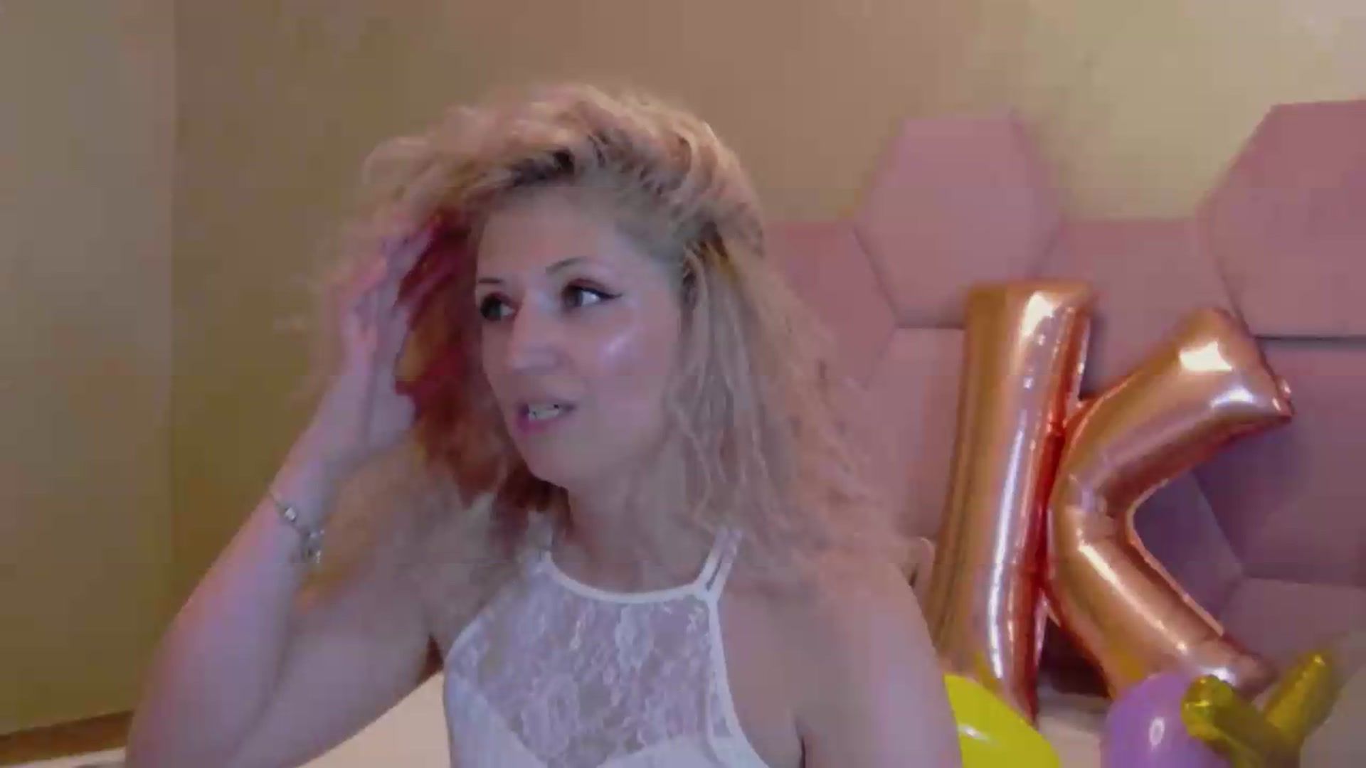 Gallery image thumbnail from SassyKate's myfreecams stream on, 08/01/2026, 23:33 image 14 of 20