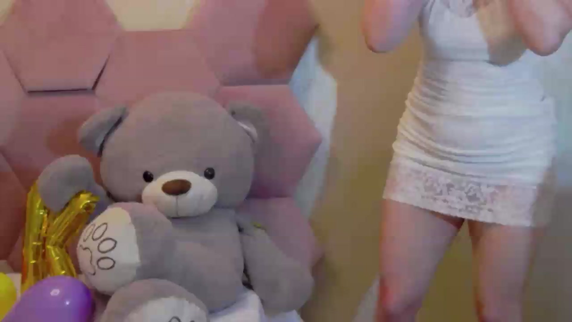 Gallery image thumbnail from SassyKate's myfreecams stream on, 08/01/2026, 23:33 image 3 of 20