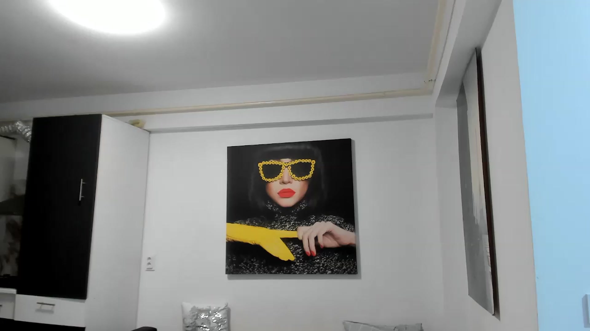Gallery image thumbnail from SassyKitty's myfreecams stream on, 08/19/2026, 24:00 image 1 of 20