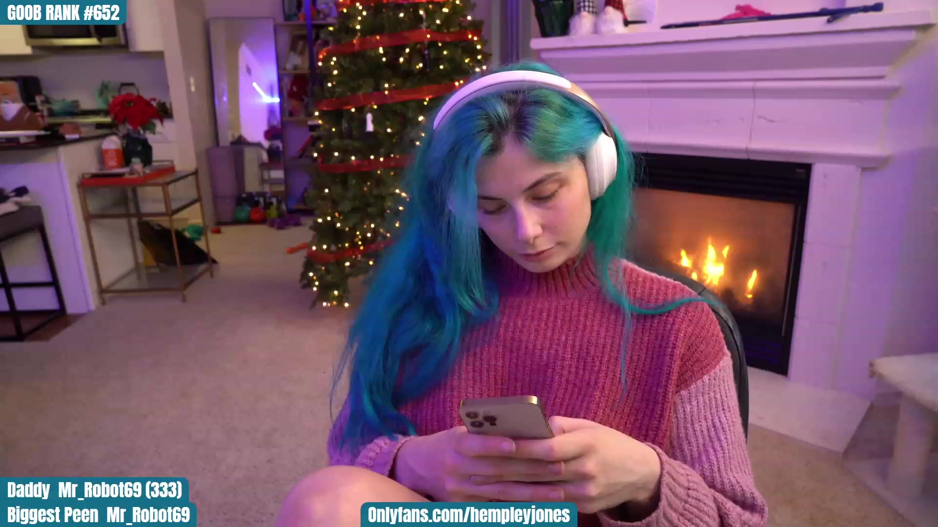 Gallery image thumbnail from SassyMcFucker's myfreecams stream on, 12/10/2022, 23:28 image 1 of 20