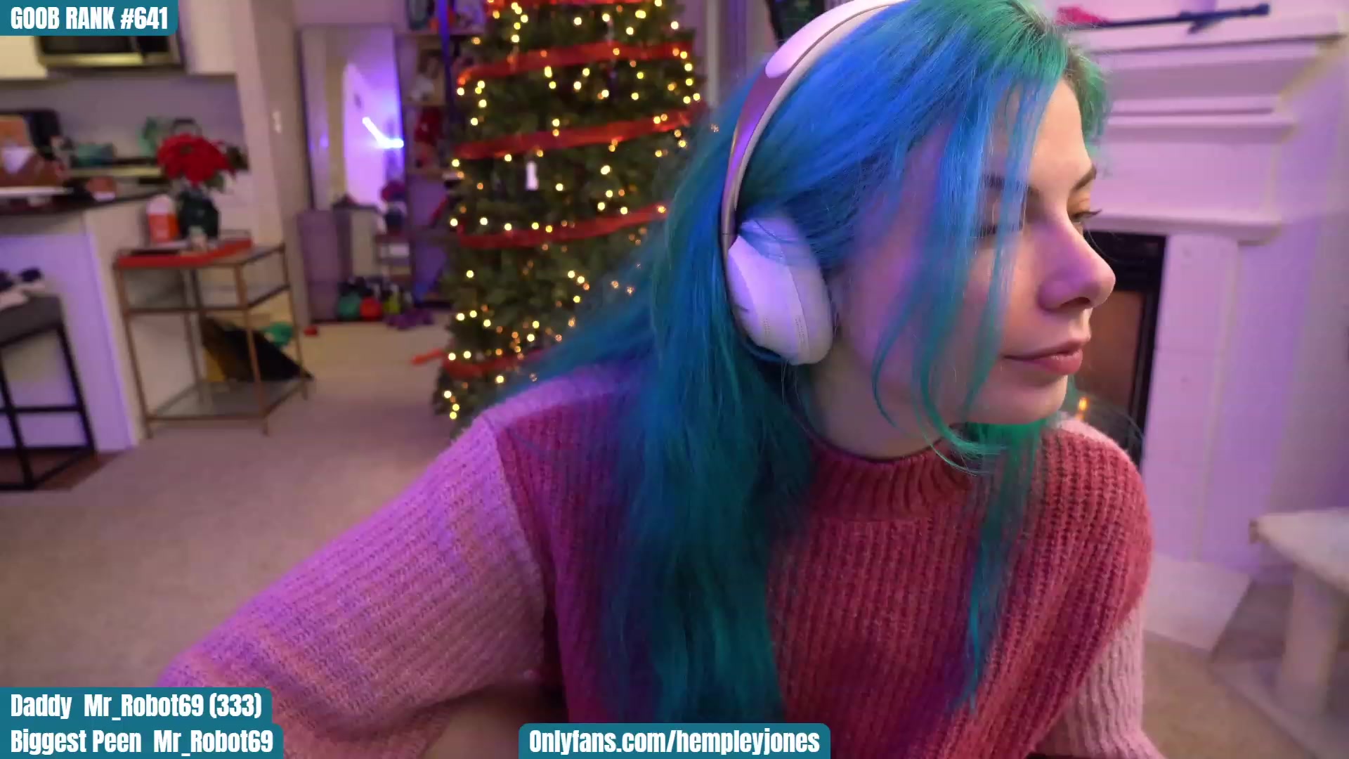 Gallery image thumbnail from SassyMcFucker's myfreecams stream on, 12/10/2022, 23:28 image 3 of 20